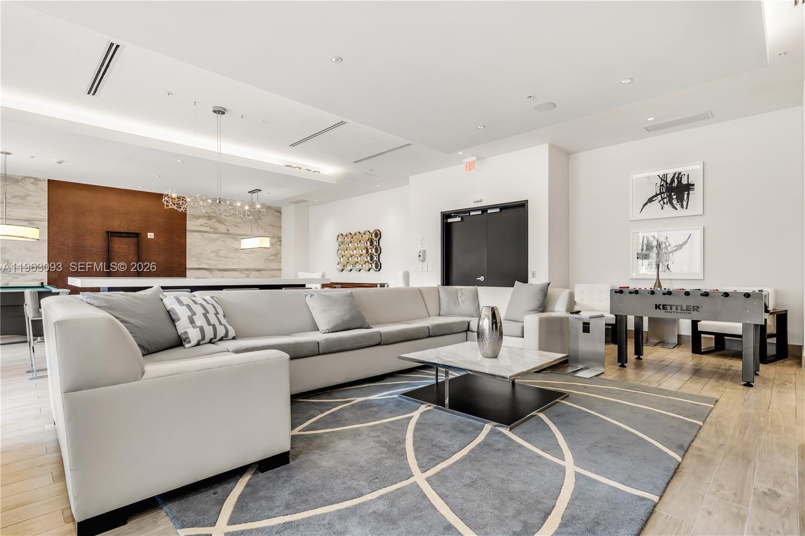 999 SW 1 AVENUE #2411, Miami FL 33130