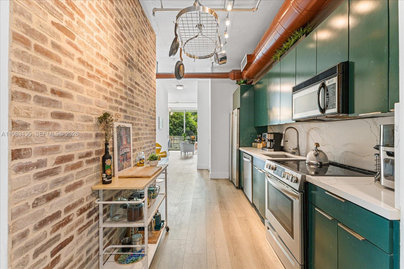 1700 Meridian Ave #203, Miami Beach FL 33139