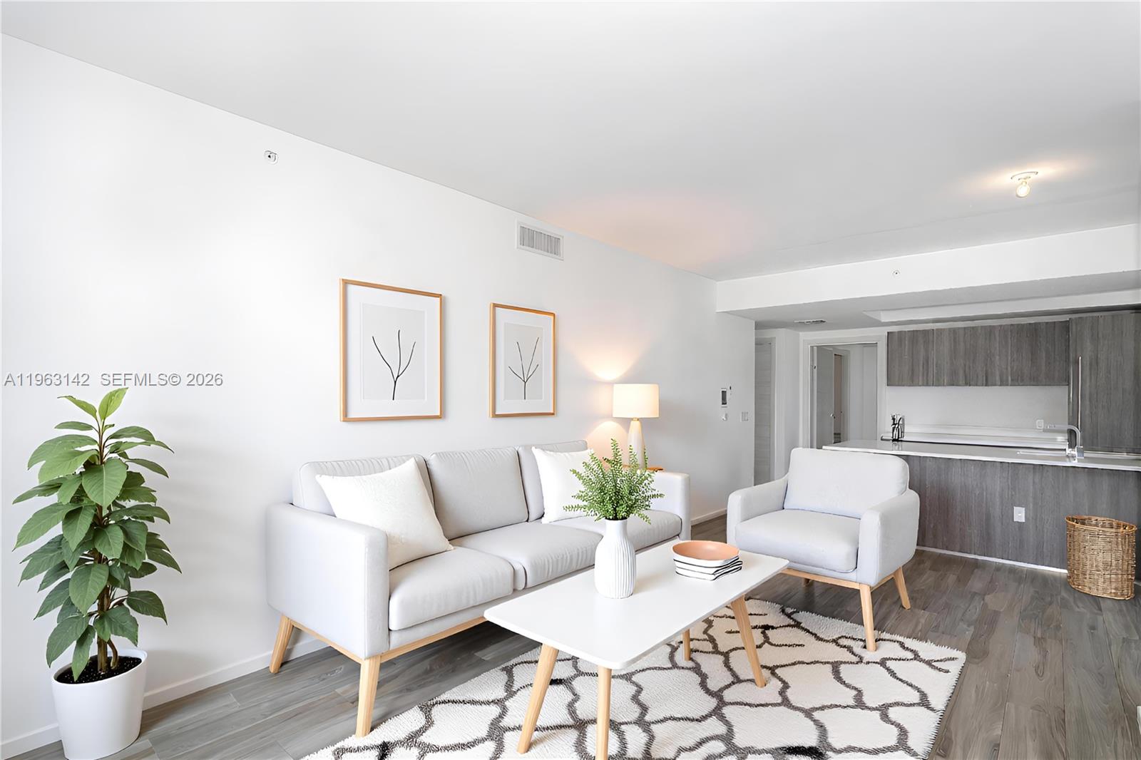 801 S Miami Ave #1409, Miami FL 33130
