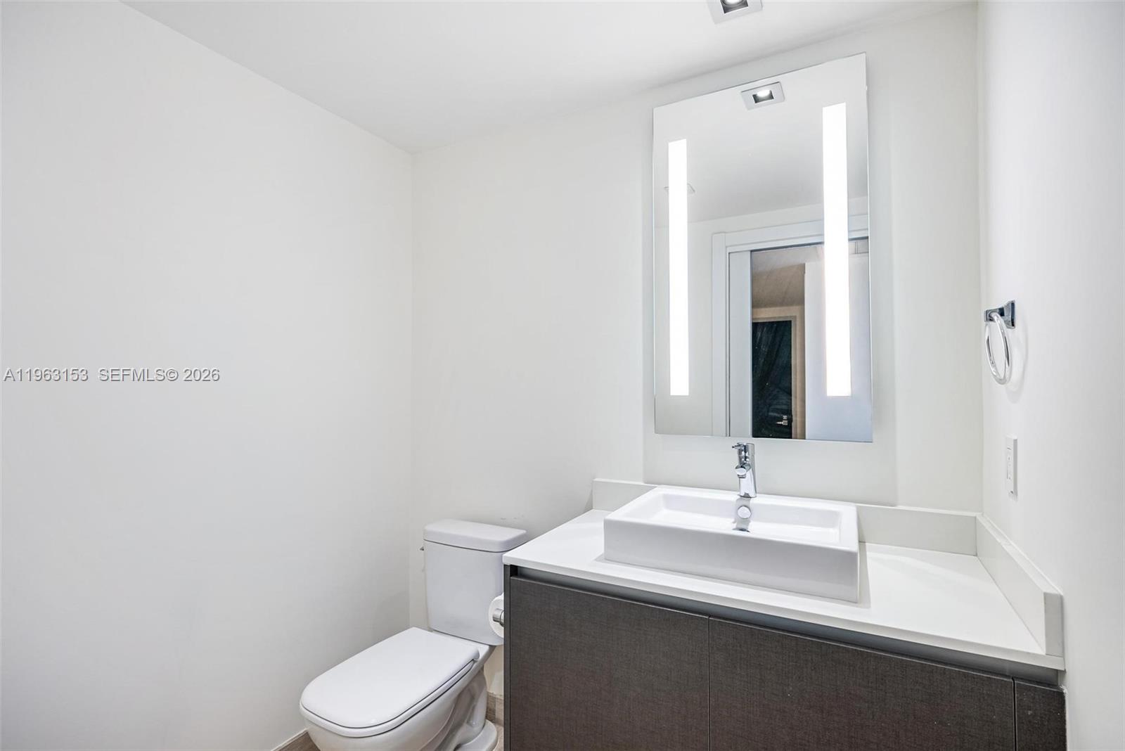 1451 Brickell Ave #2204, Miami FL 33131