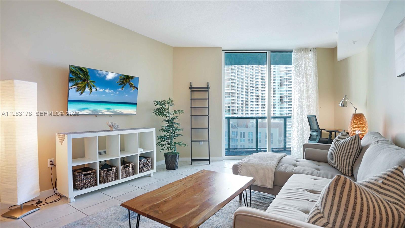 1900 N Bayshore Dr #1708, Miami FL 33132
