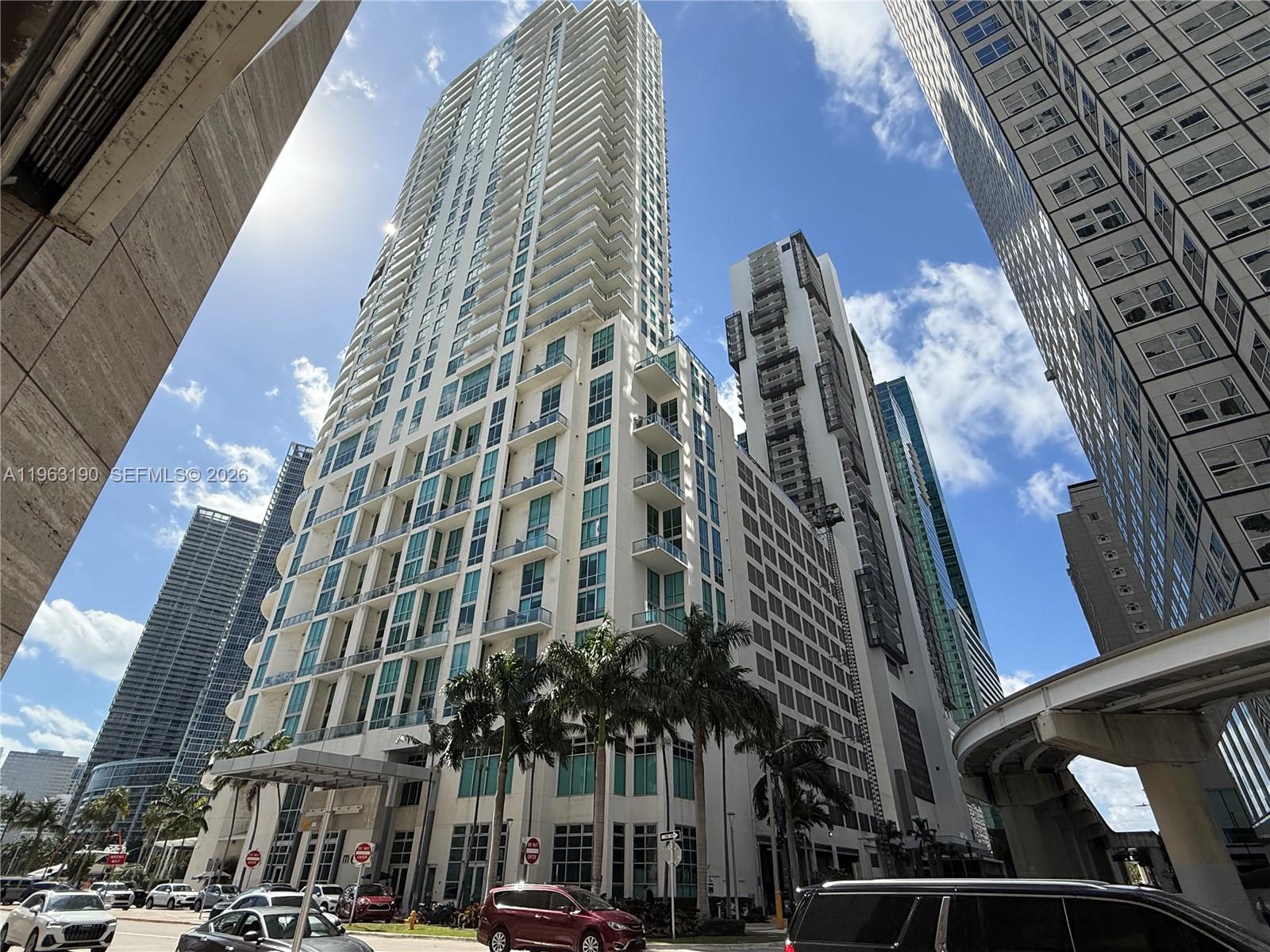 300 S Biscayne Blvd #T-1405, Miami FL 33131