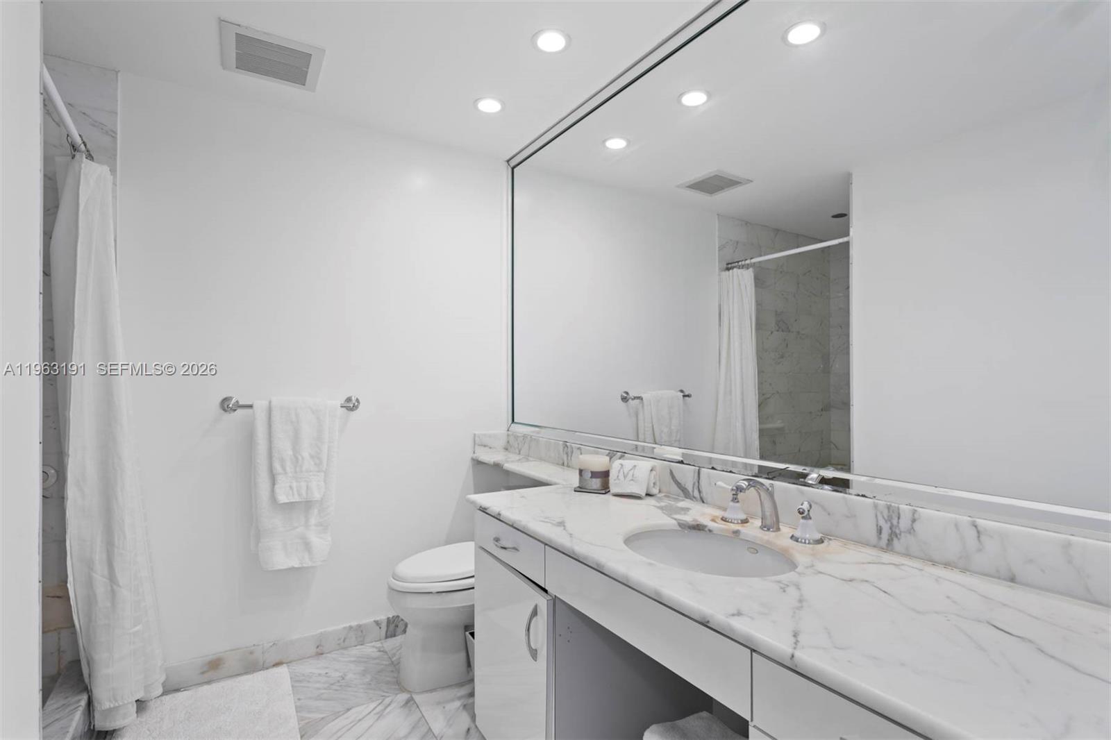 19500 Turnberry Way #20-C, Aventura FL 33180