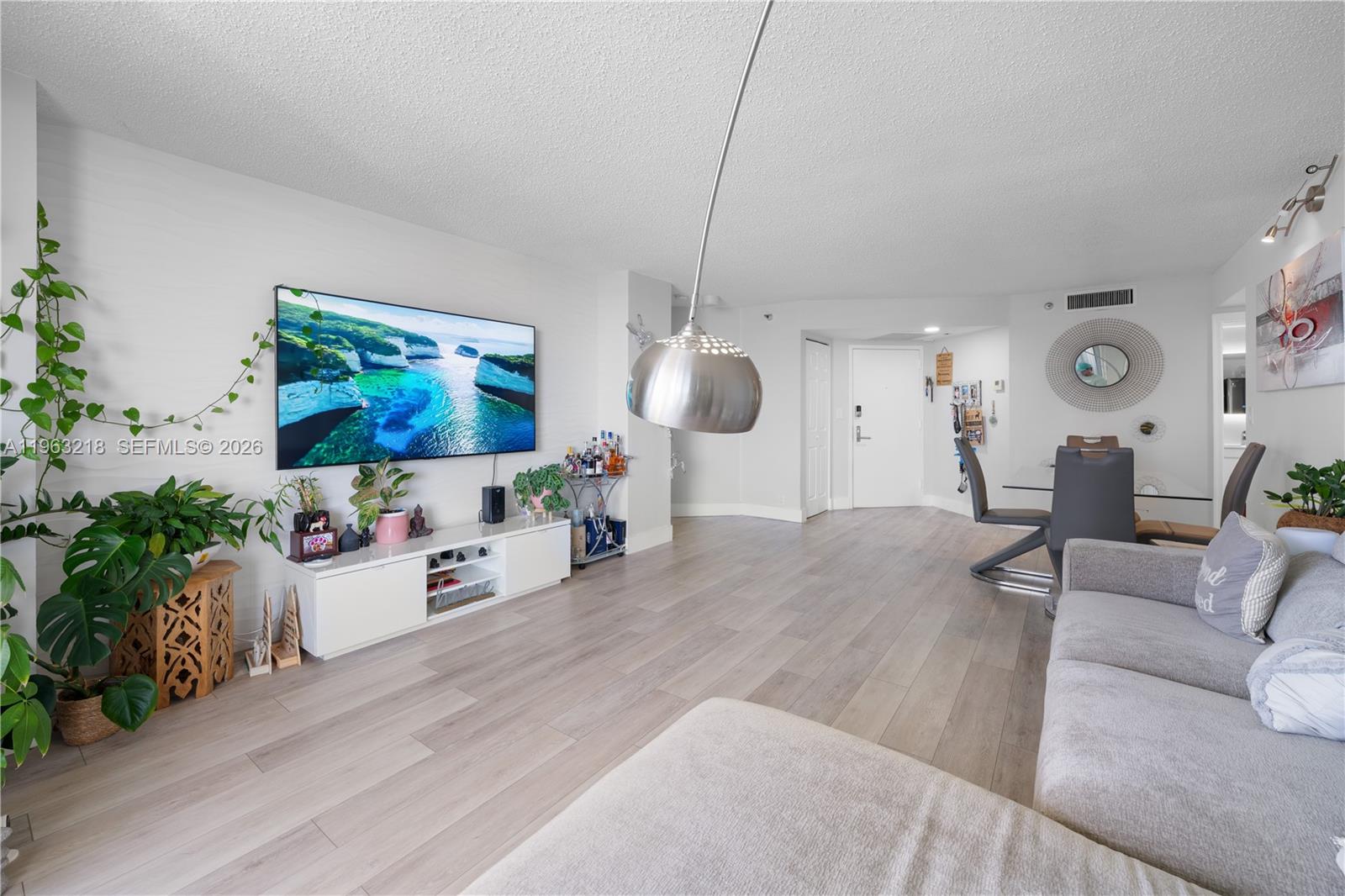 3530 Mystic Pointe Dr #1406, Aventura FL 33180