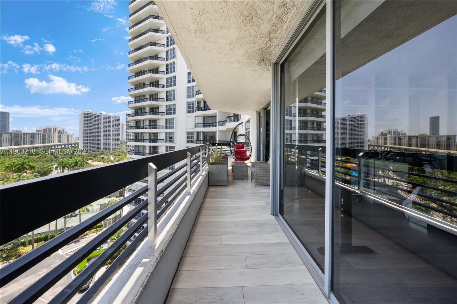 3530 Mystic Pointe Dr #1406, Aventura FL 33180