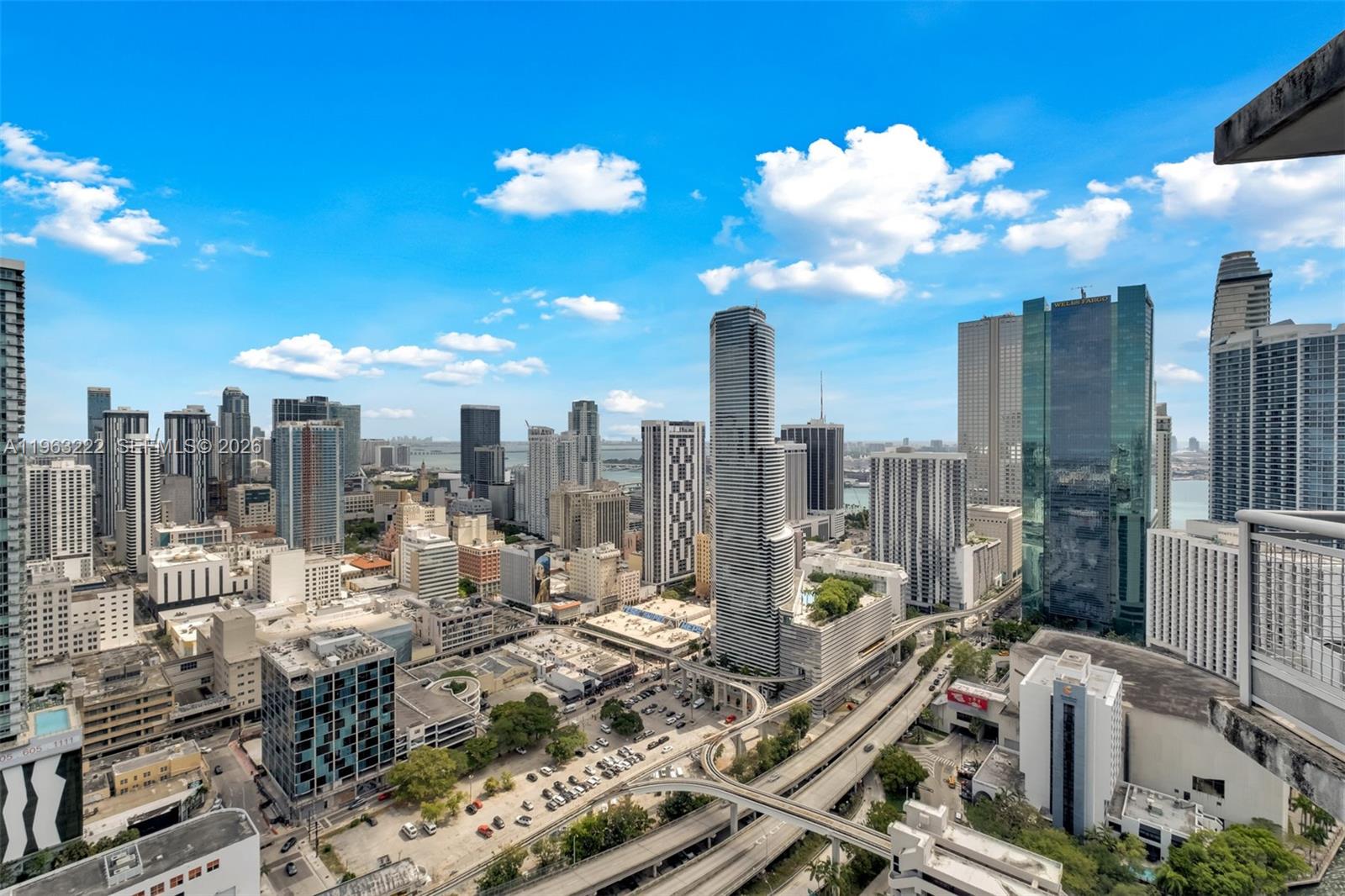 350 S Miami Ave #4103, Miami FL 33130