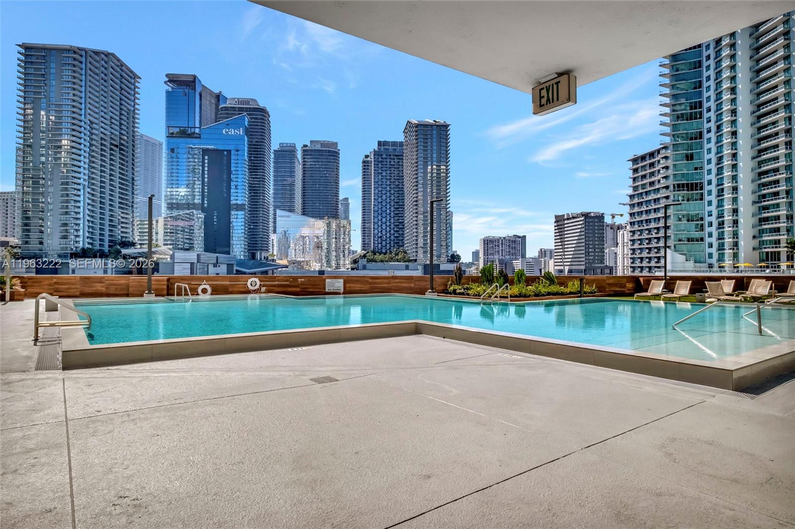 350 S Miami Ave #4103, Miami FL 33130