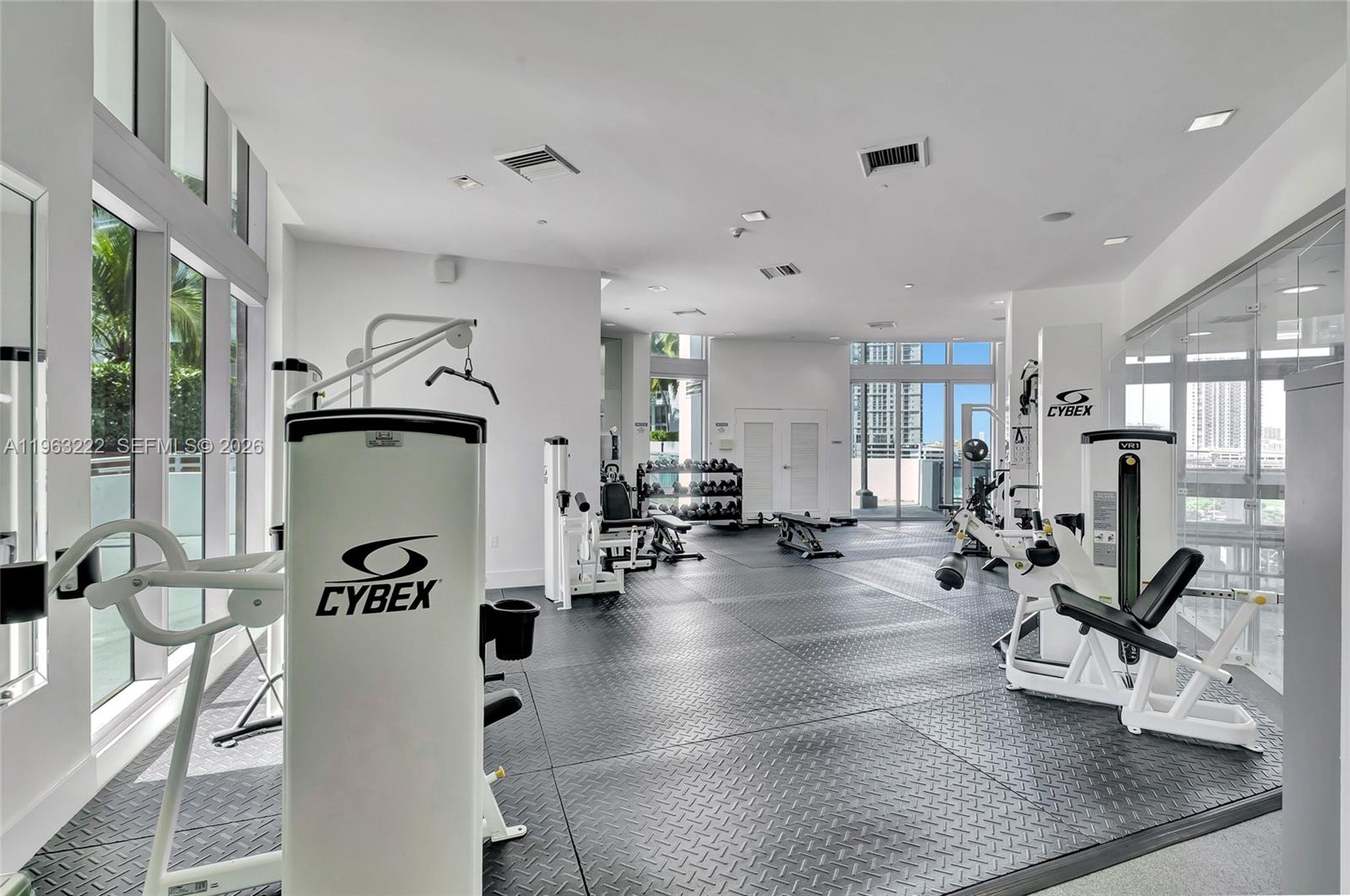 350 S Miami Ave #4103, Miami FL 33130