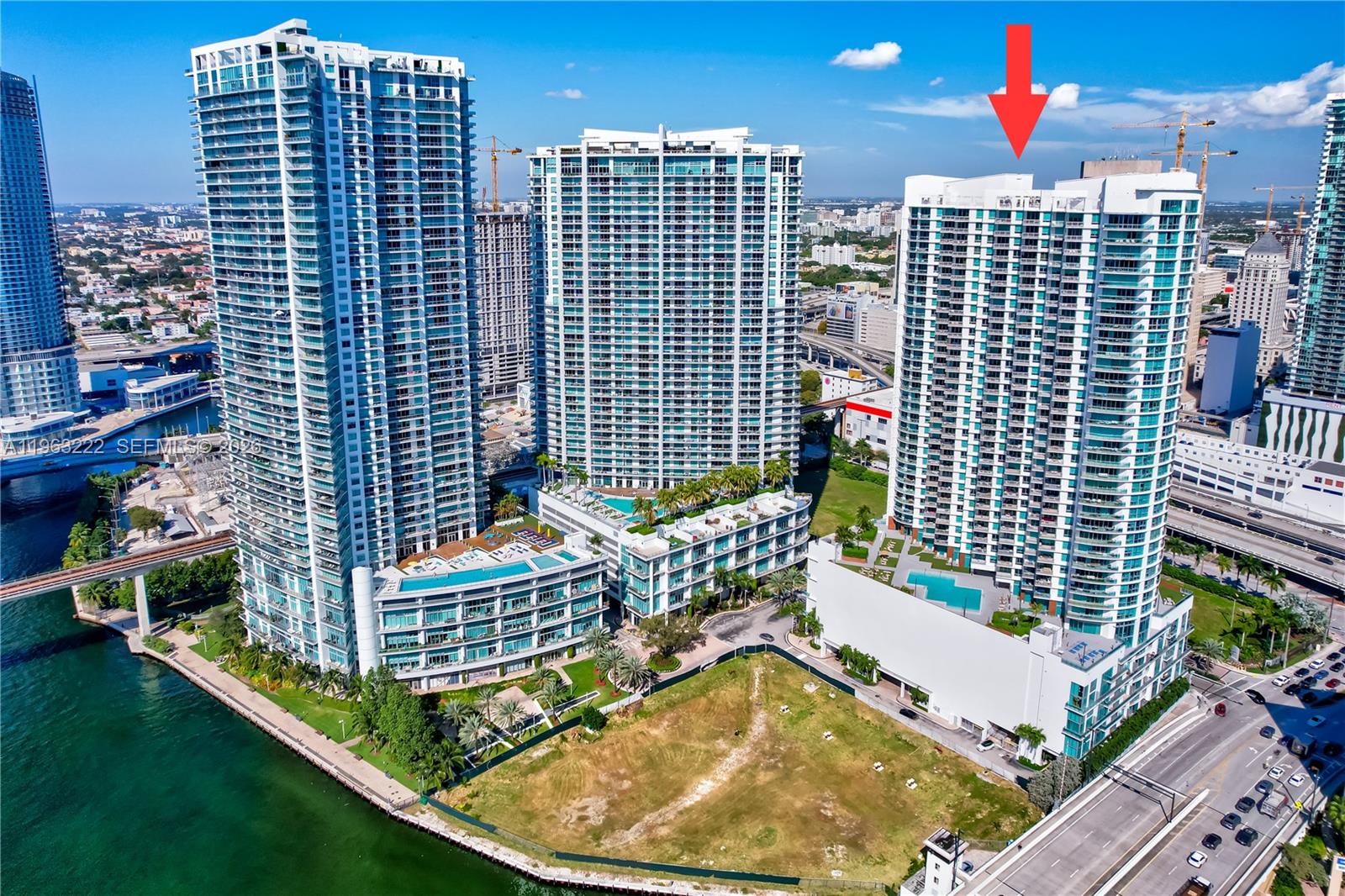 350 S Miami Ave #4103, Miami FL 33130