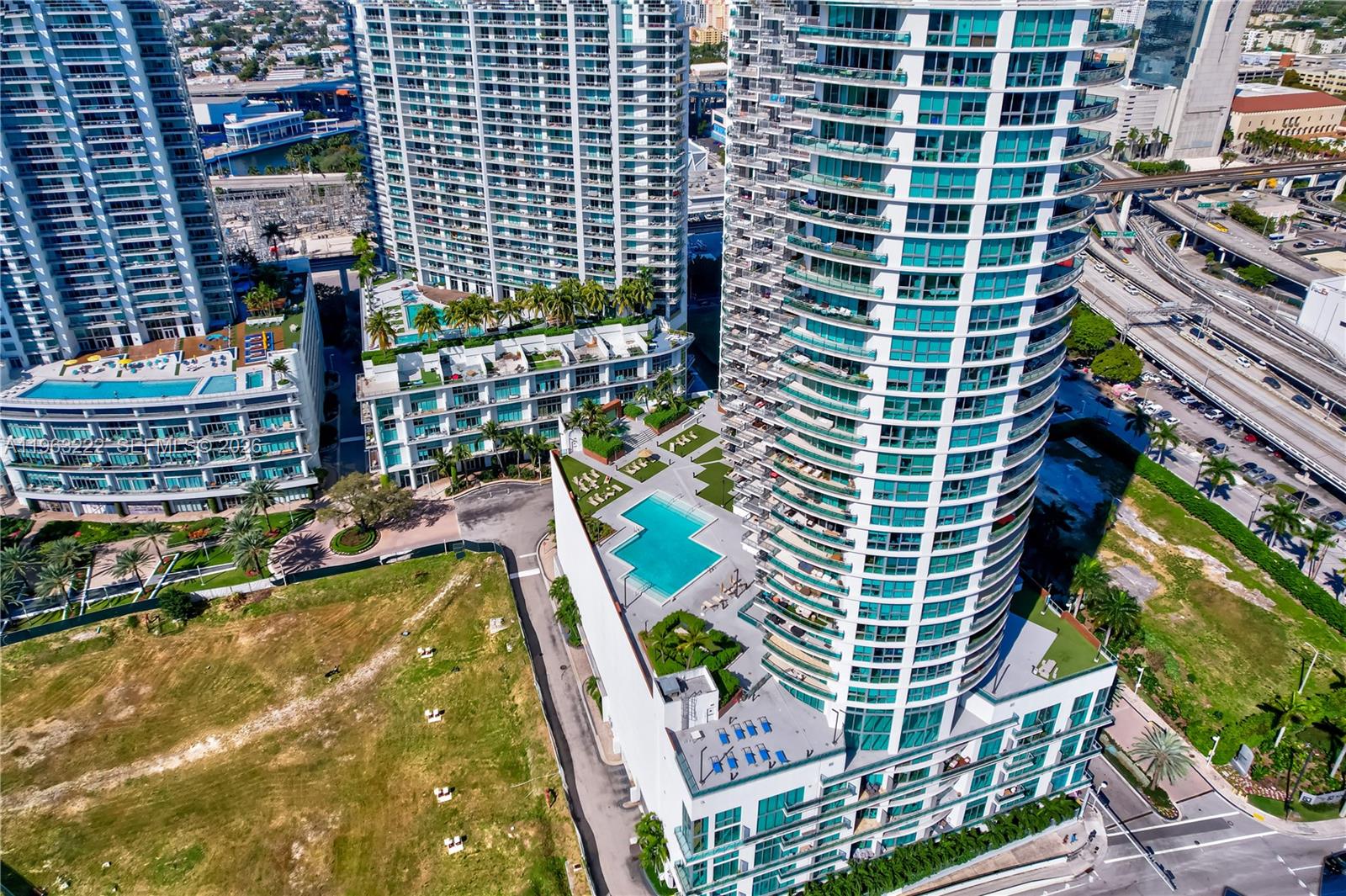 350 S Miami Ave #4103, Miami FL 33130
