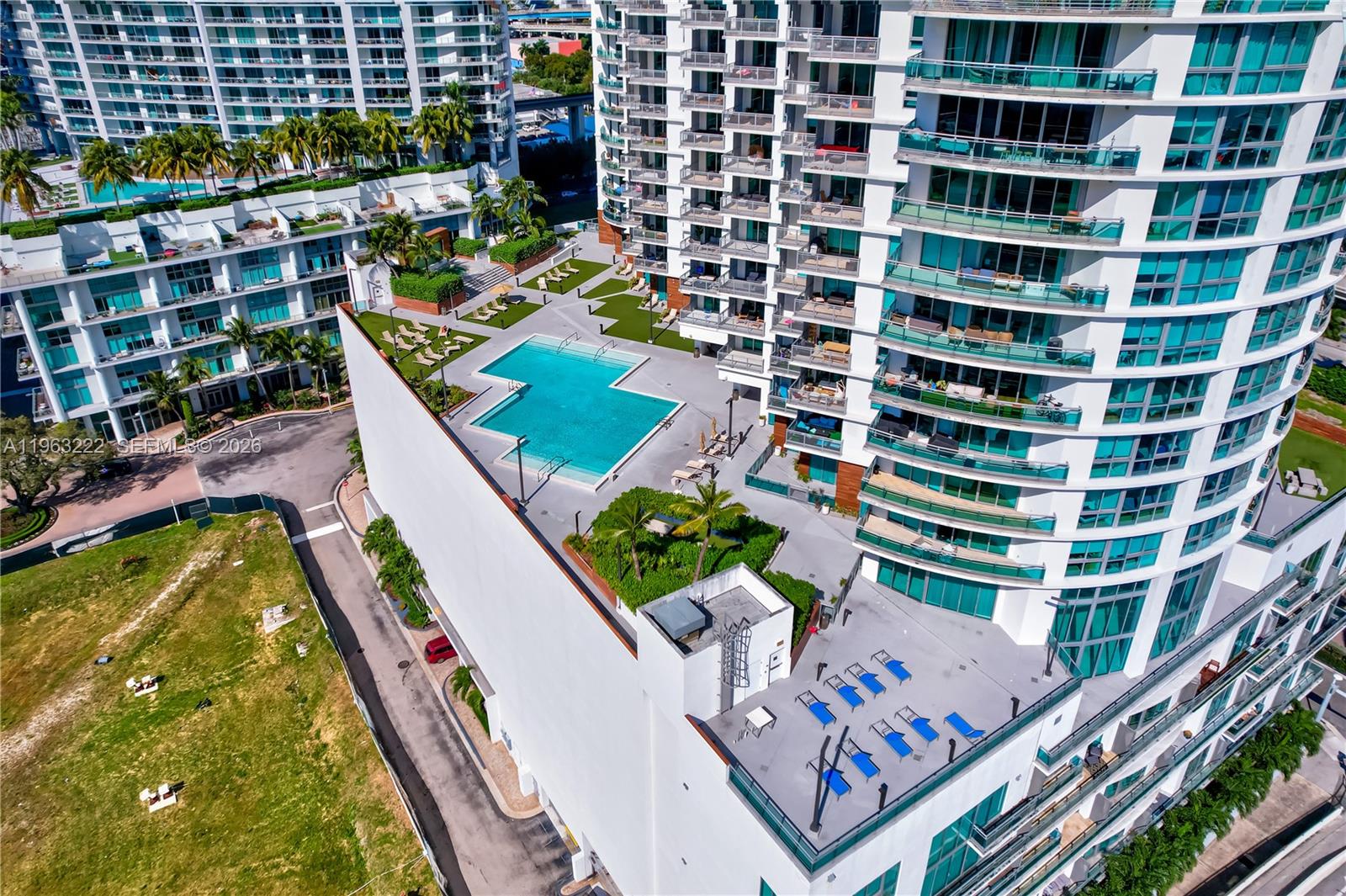 350 S Miami Ave #4103, Miami FL 33130