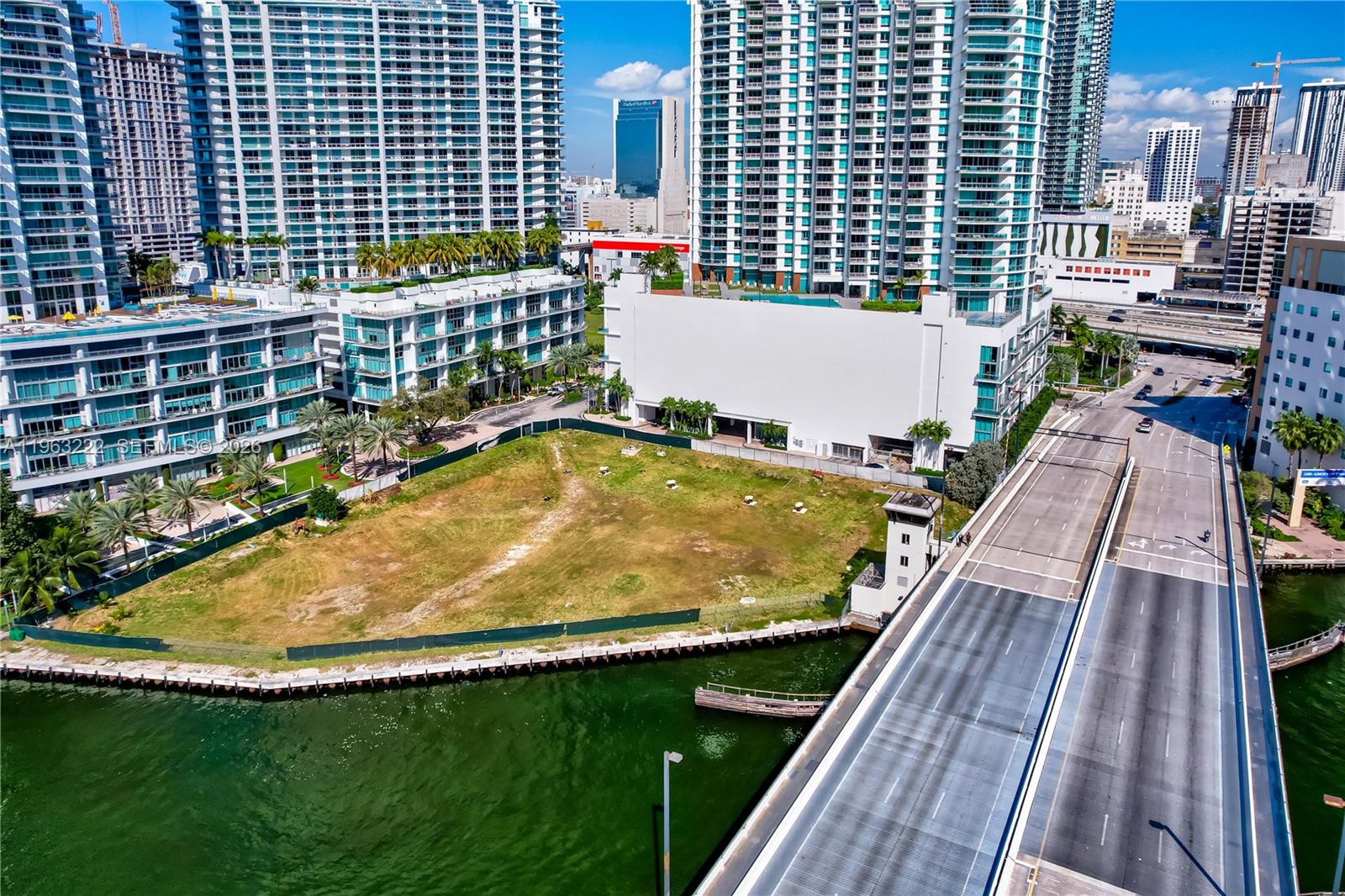 350 S Miami Ave #4103, Miami FL 33130