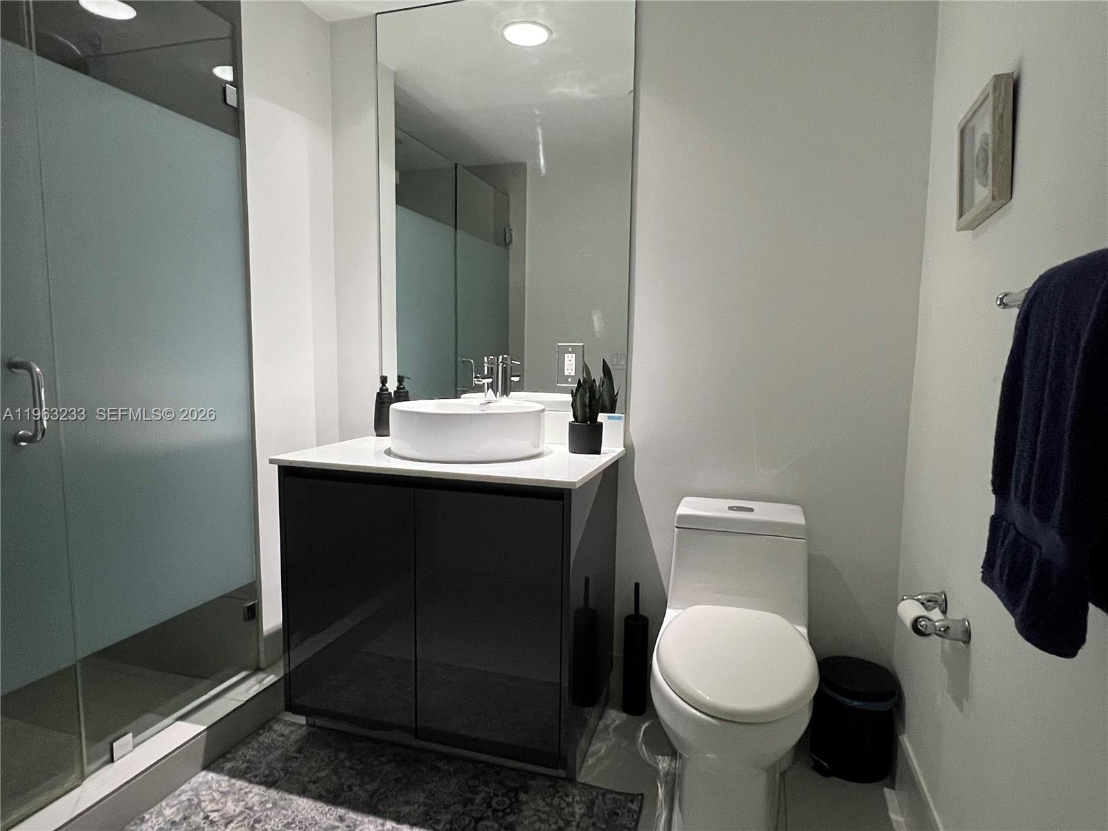 31 SE 6th St #1404, Miami FL 33131