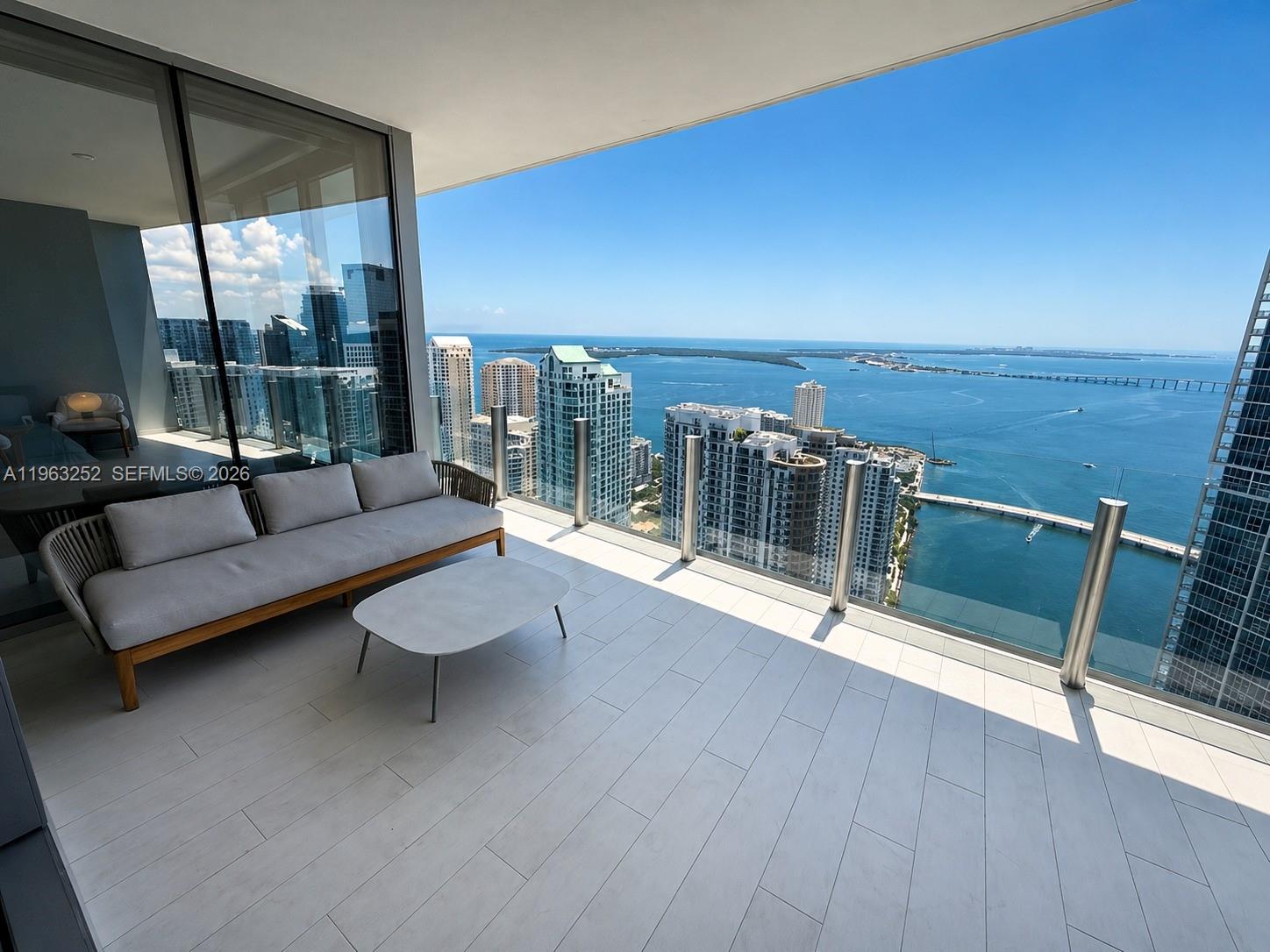 300 Biscayne Blvd Way #4404, Miami FL 33131