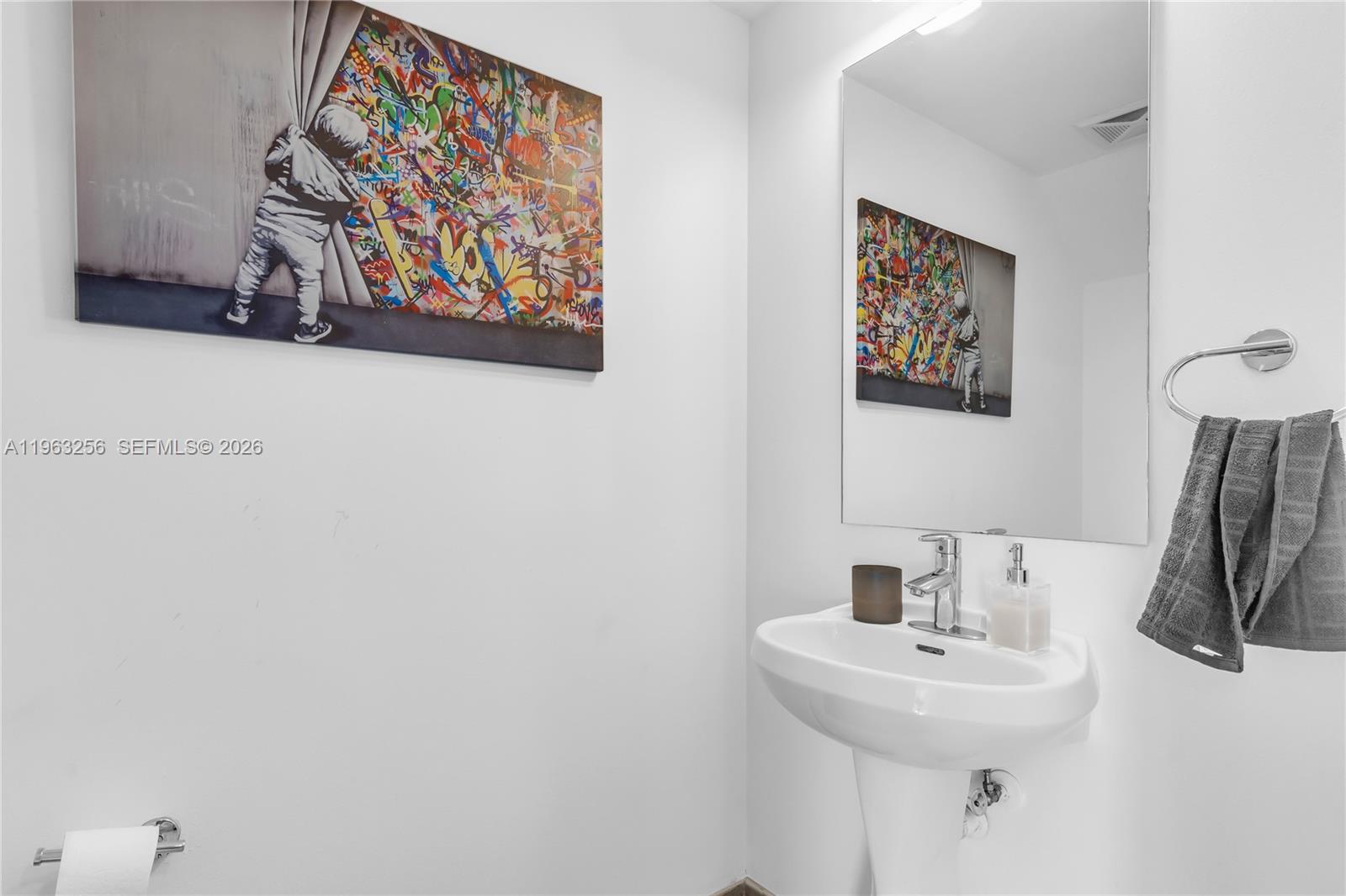 60 SW 13th St #3416, Miami FL 33130