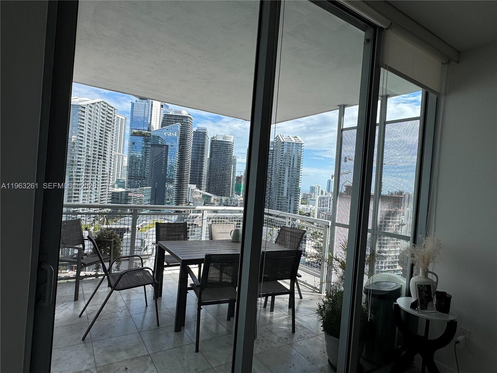 350 S Miami Ave #3006, Miami FL 33130