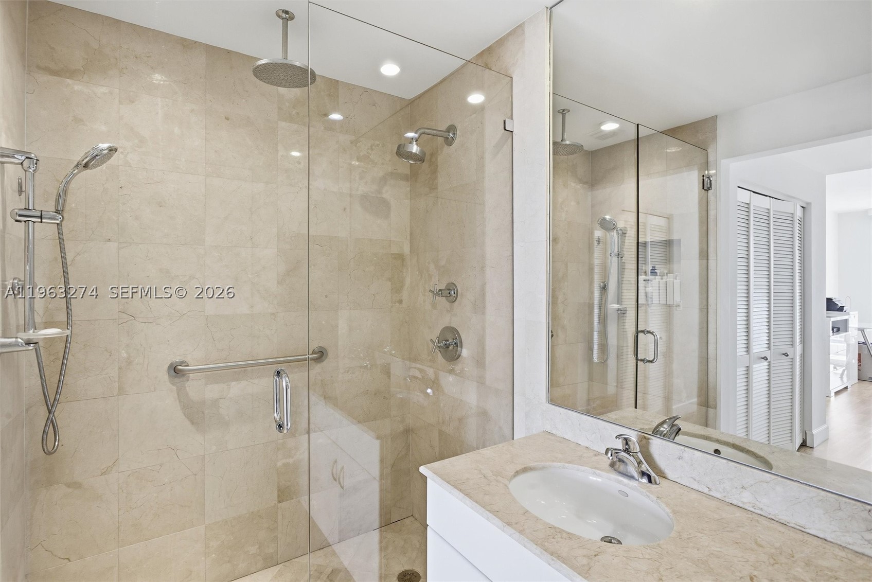 801 Brickell Key Blvd #3209, Miami FL 33131