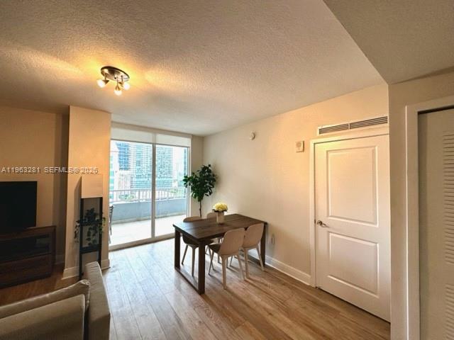 170 SE 14th St #1606, Miami FL 33131