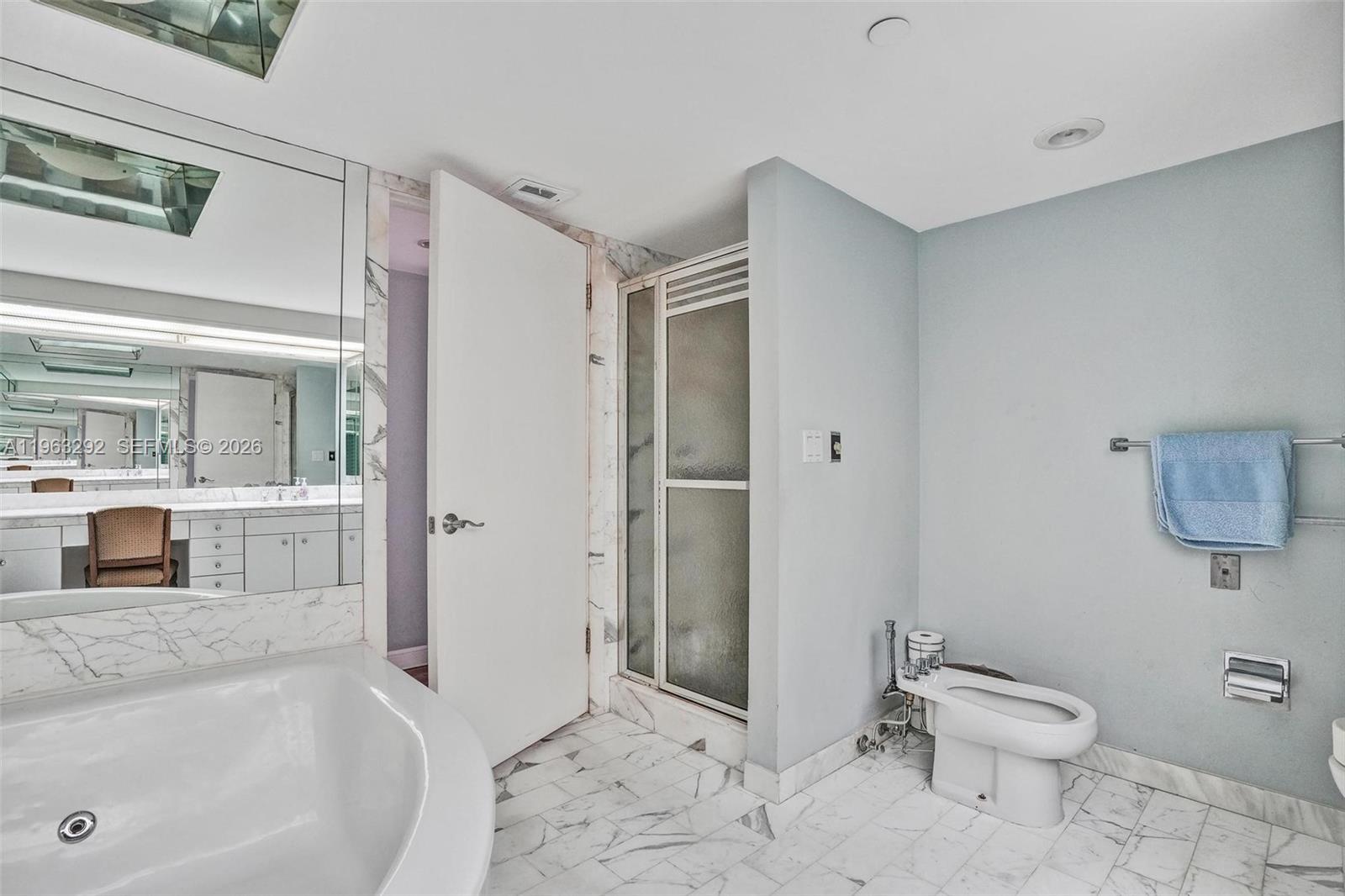 19355 Turnberry Way #8K, Aventura FL 33180