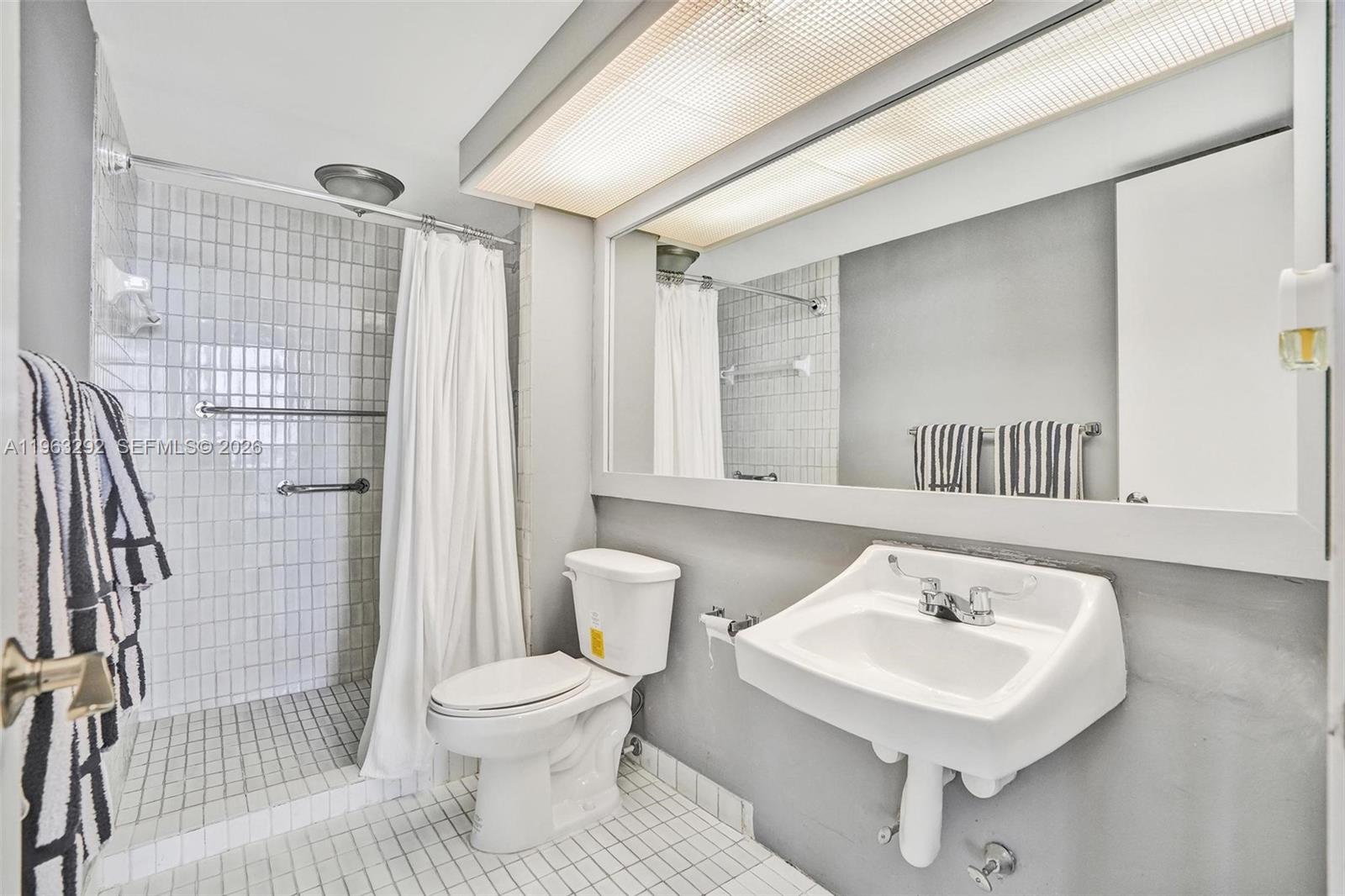 19355 Turnberry Way #8K, Aventura FL 33180