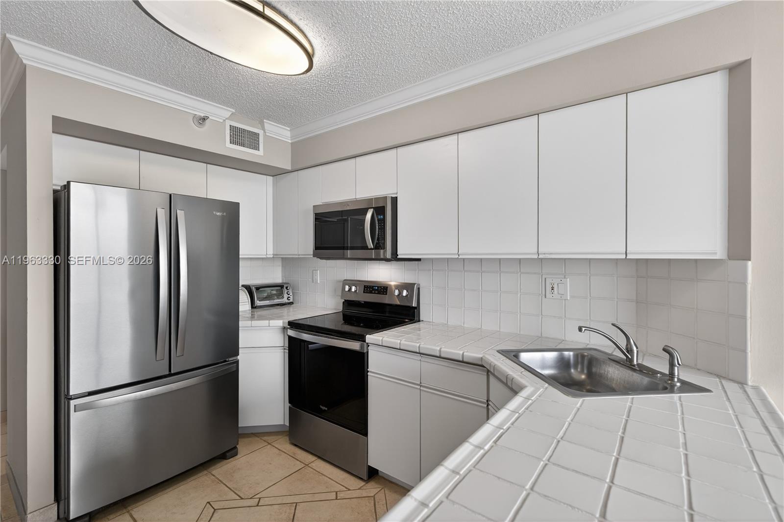 3530 Mystic Pointe Dr #2202, Aventura FL 33180