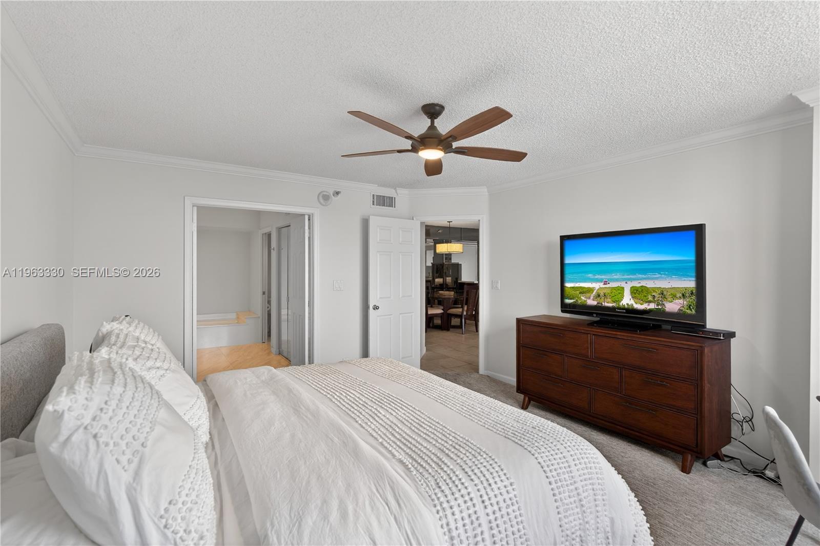 3530 Mystic Pointe Dr #2202, Aventura FL 33180