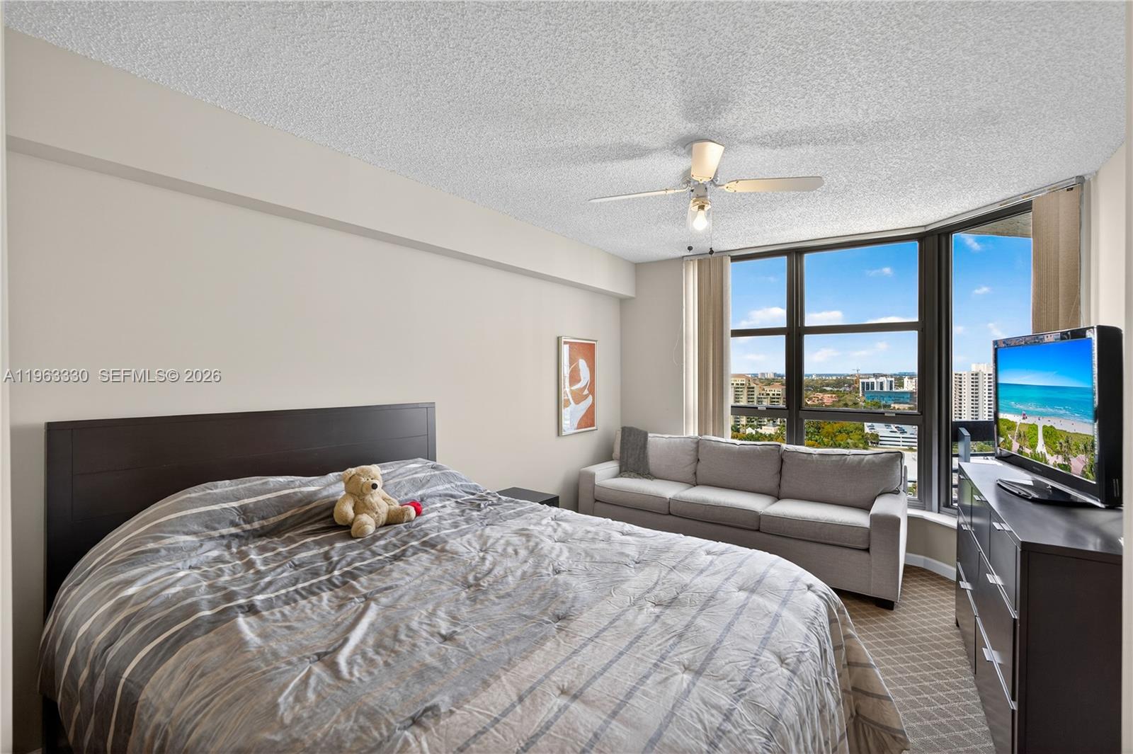 3530 Mystic Pointe Dr #2202, Aventura FL 33180