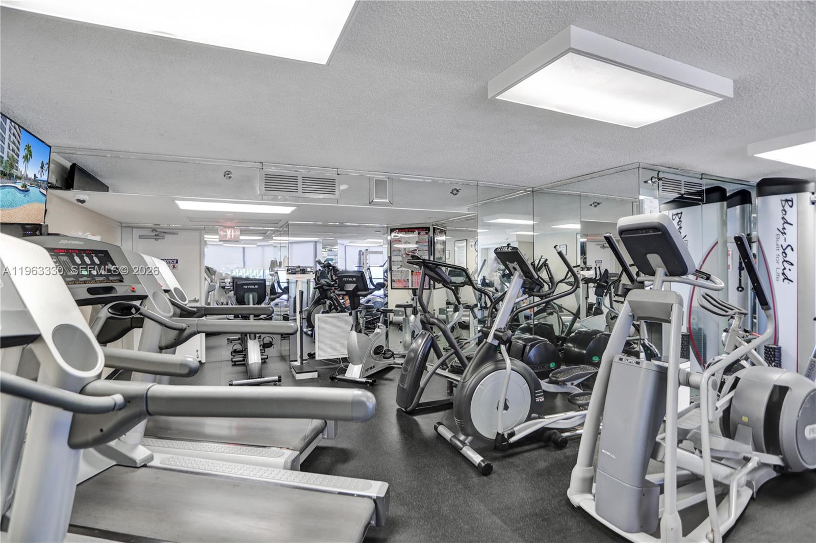 3530 Mystic Pointe Dr #2202, Aventura FL 33180