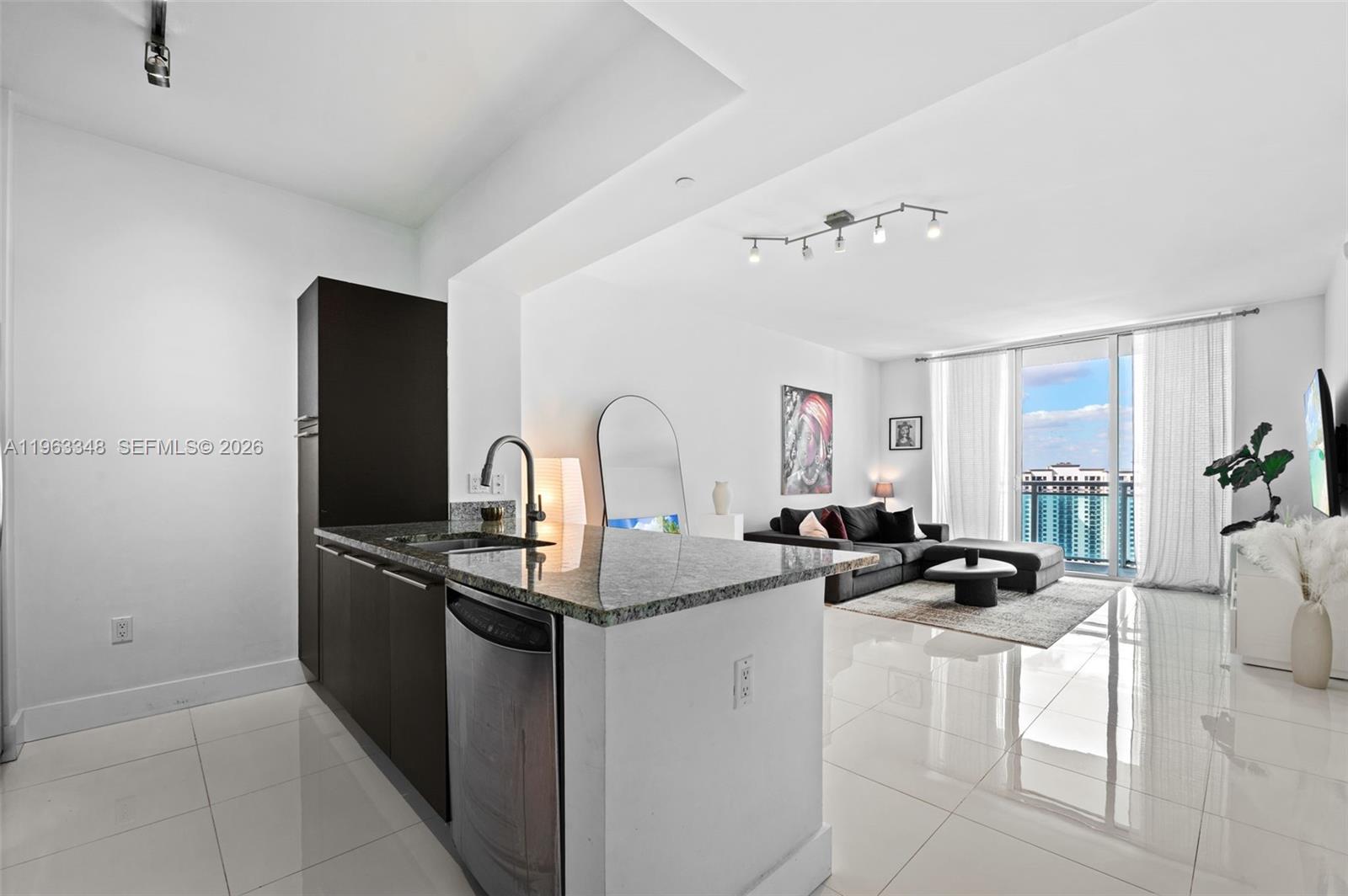 951 Brickell Ave #3603, Miami FL 33131