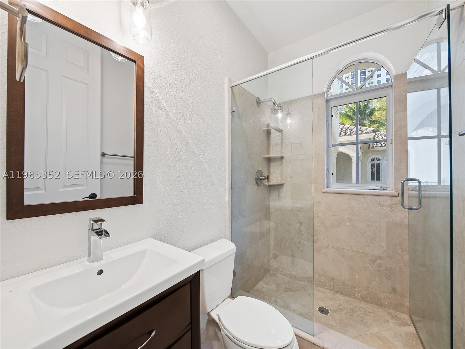 827 SE 2nd Ct, Fort Lauderdale FL 33301