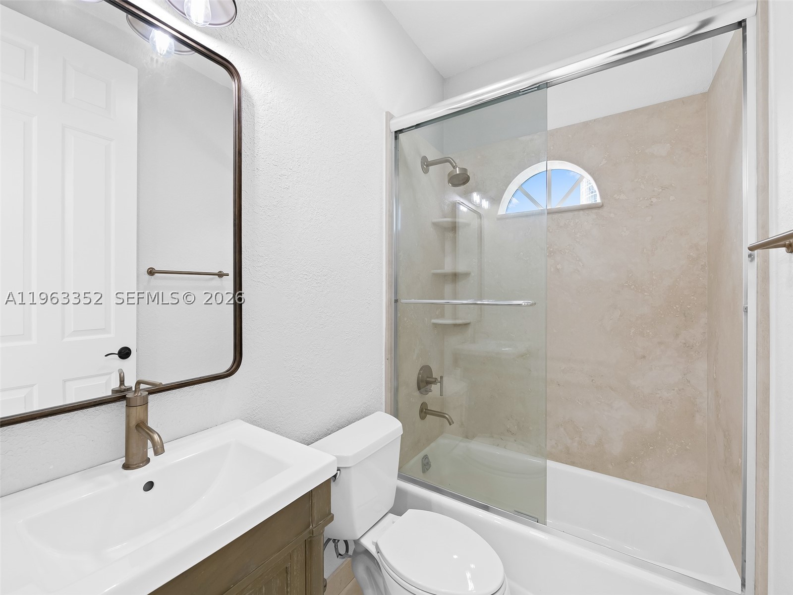 827 SE 2nd Ct, Fort Lauderdale FL 33301