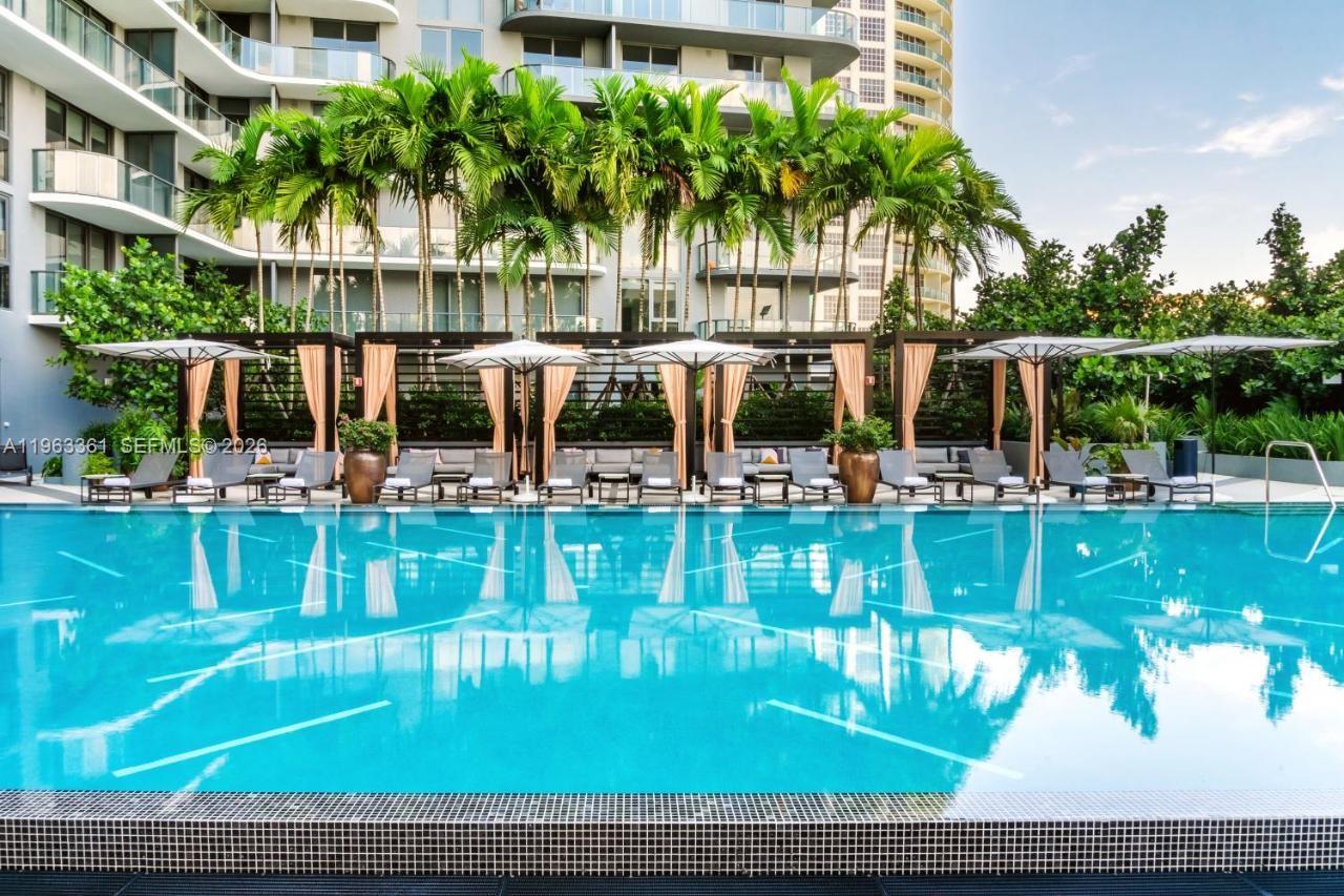 121 NE 34th St #2710, Miami FL 33137