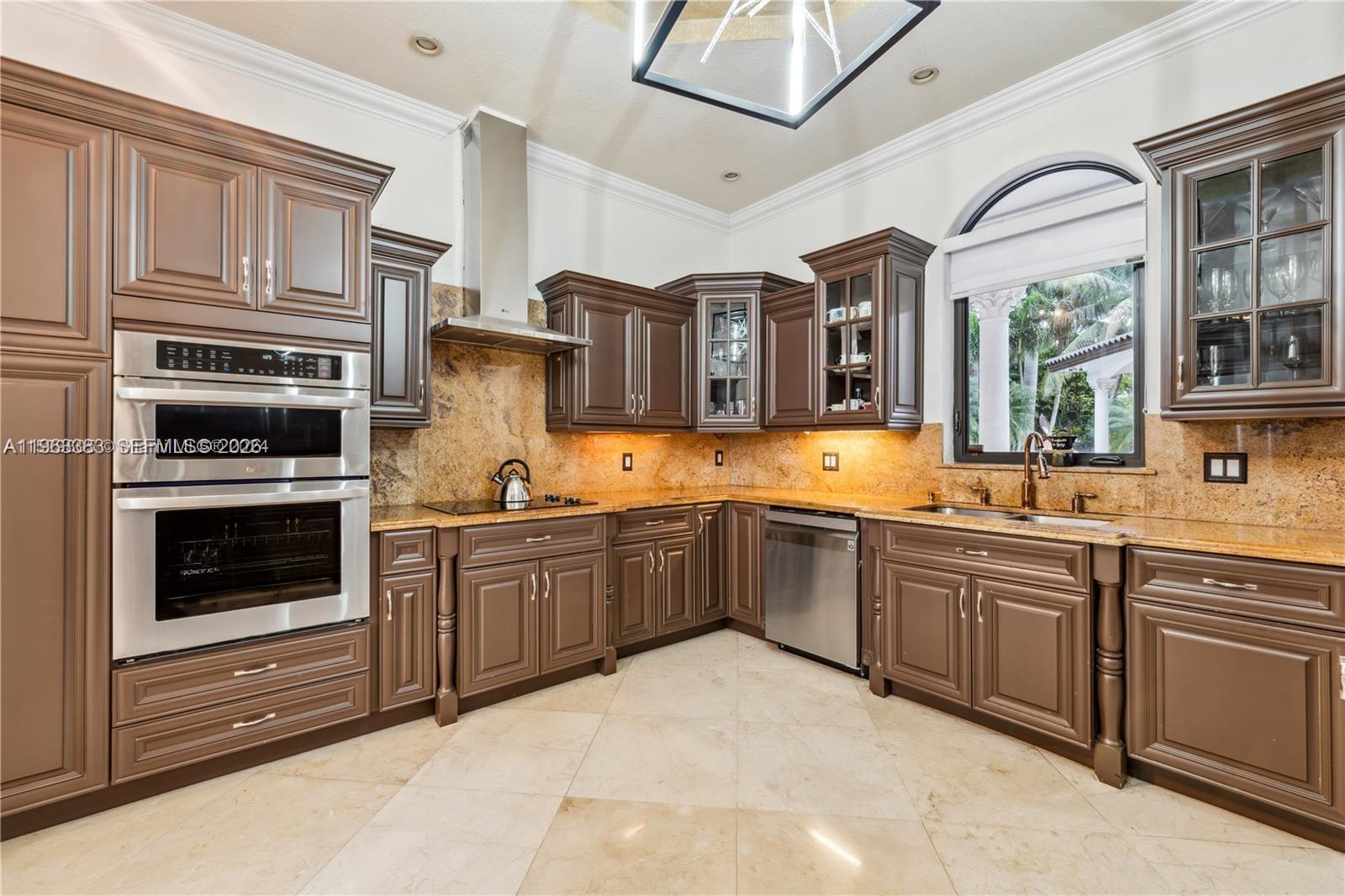 8200 NW 163rd St, Miami Lakes FL 33016