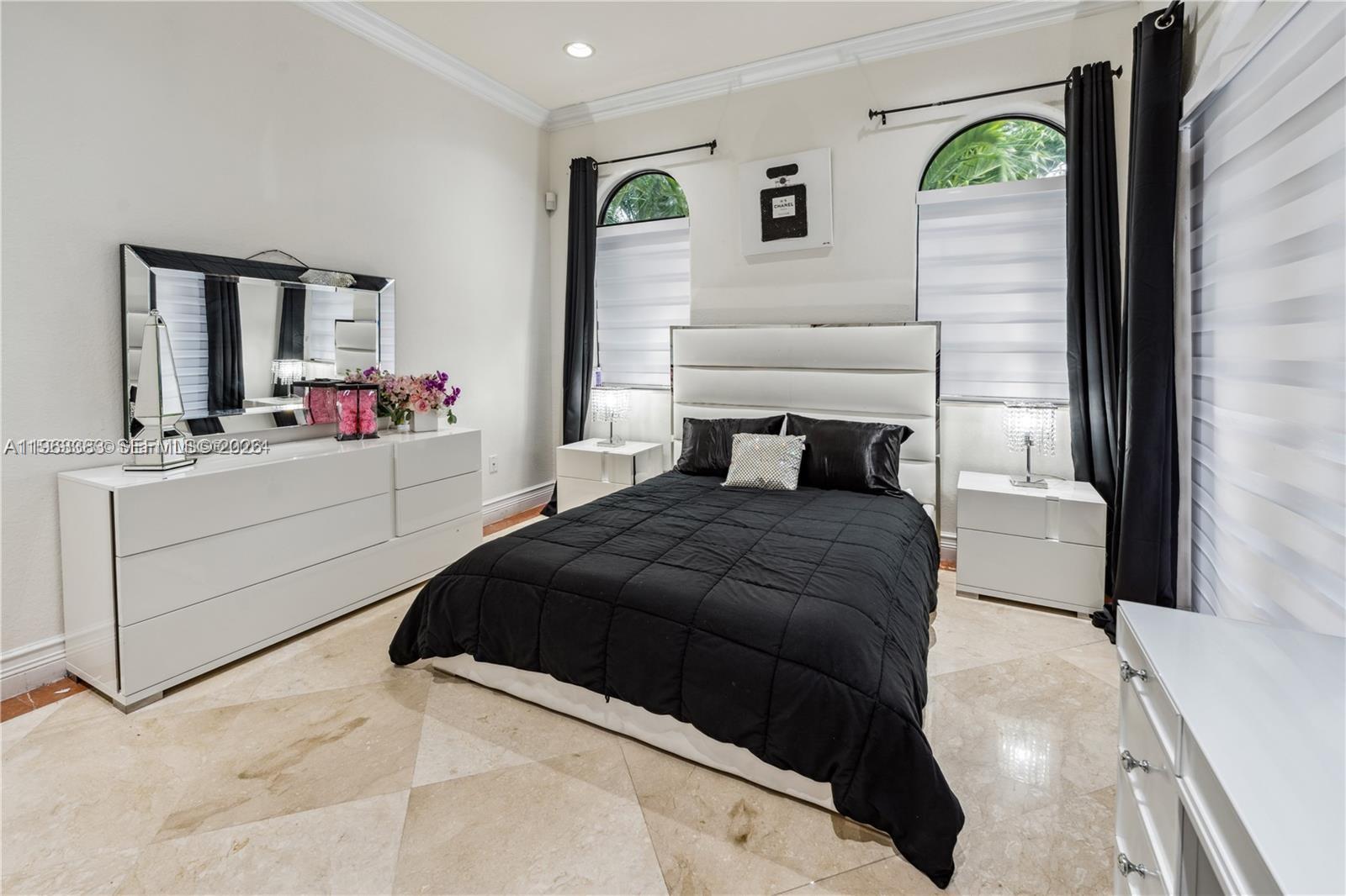 8200 NW 163rd St, Miami Lakes FL 33016