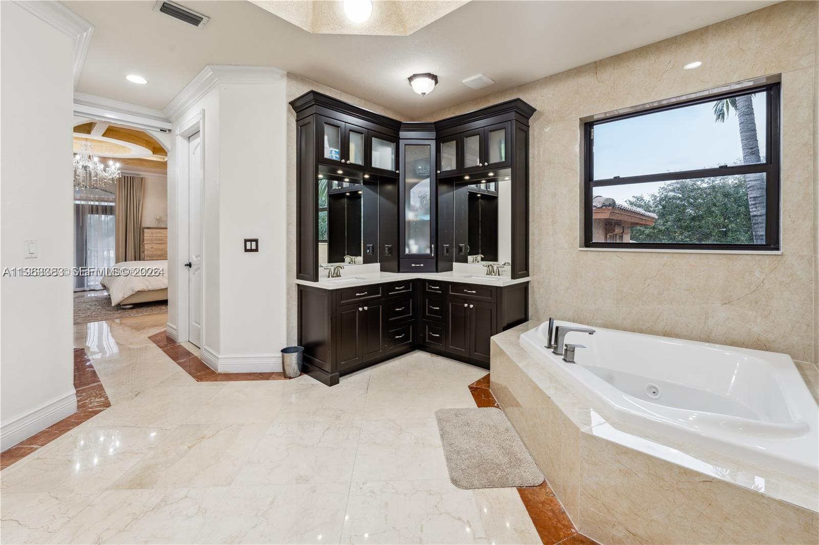 8200 NW 163rd St, Miami Lakes FL 33016