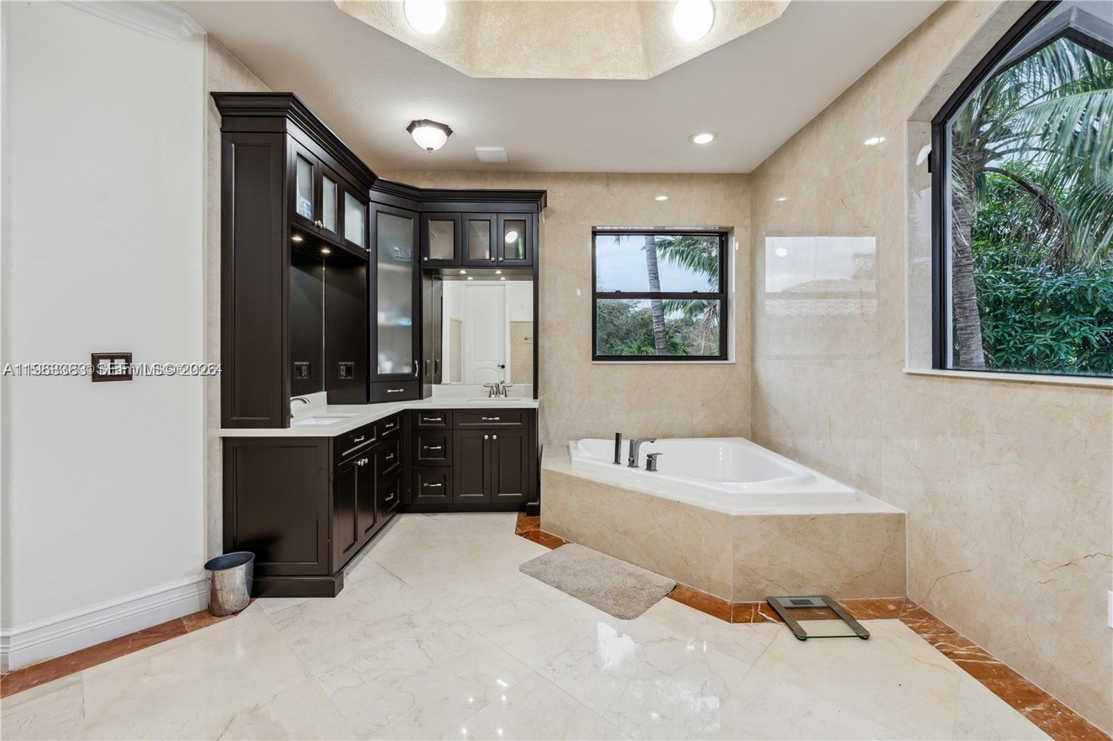 8200 NW 163rd St, Miami Lakes FL 33016