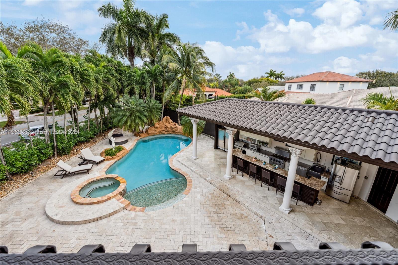 8200 NW 163rd St, Miami Lakes FL 33016