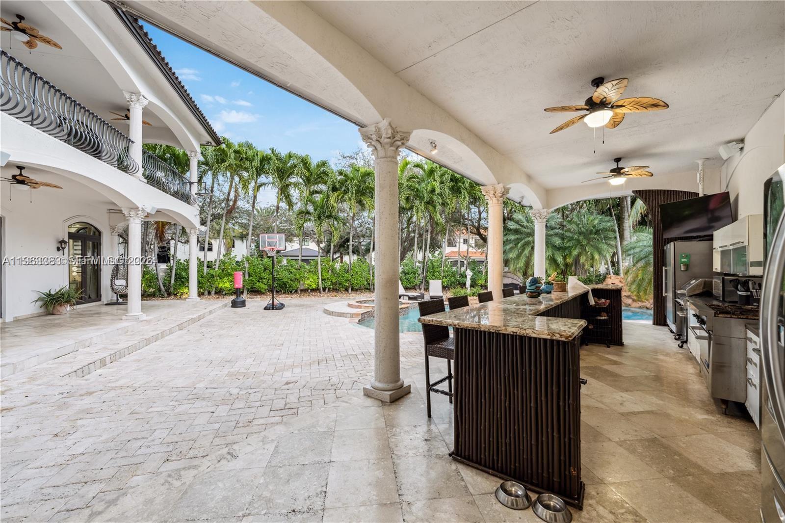 8200 NW 163rd St, Miami Lakes FL 33016
