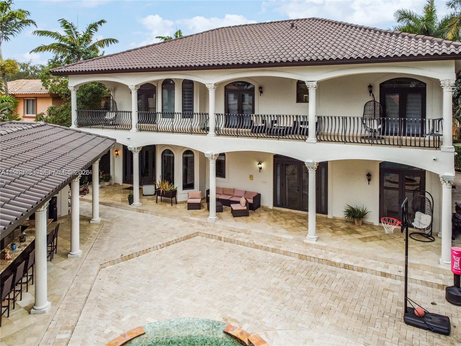 8200 NW 163rd St, Miami Lakes FL 33016