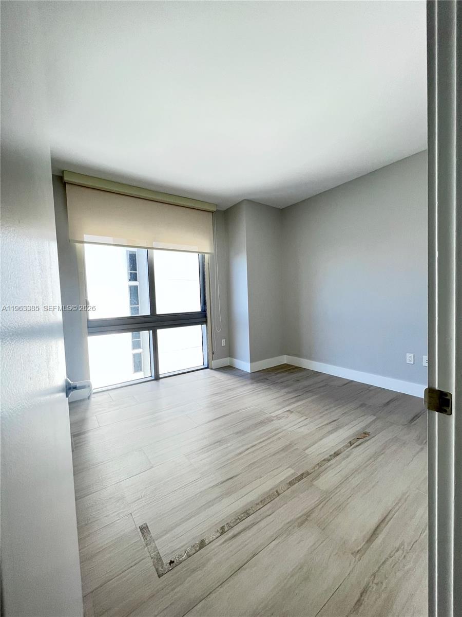 16385 Biscayne Blvd #607, North Miami Beach FL 33160