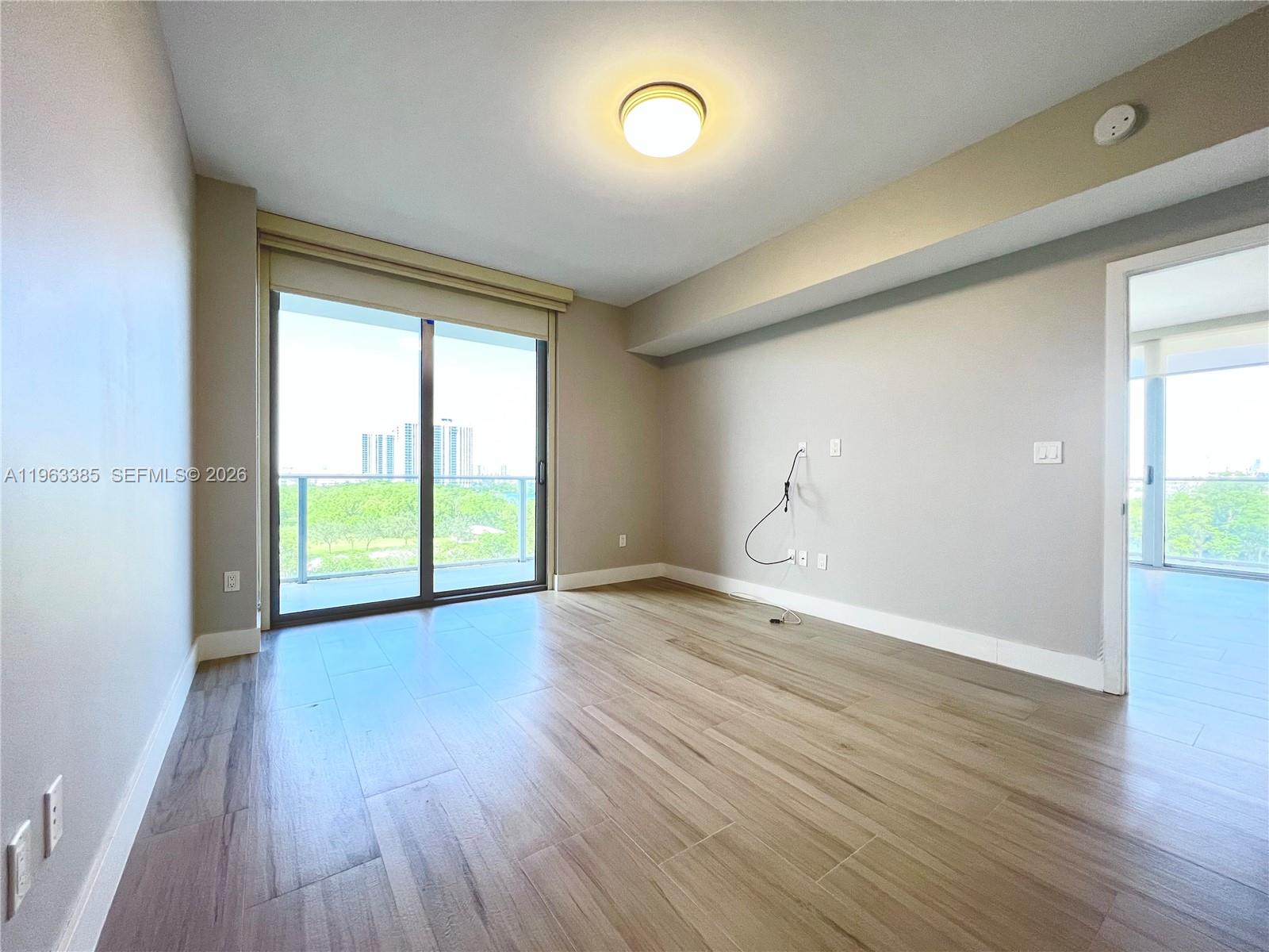 16385 Biscayne Blvd #607, North Miami Beach FL 33160