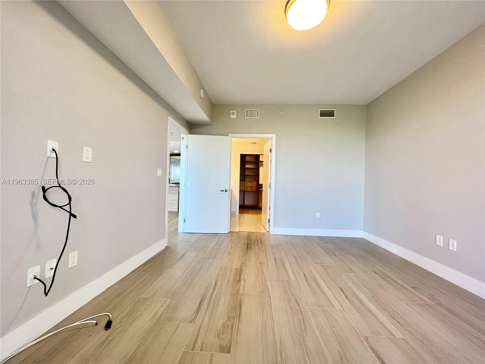 16385 Biscayne Blvd #607, North Miami Beach FL 33160