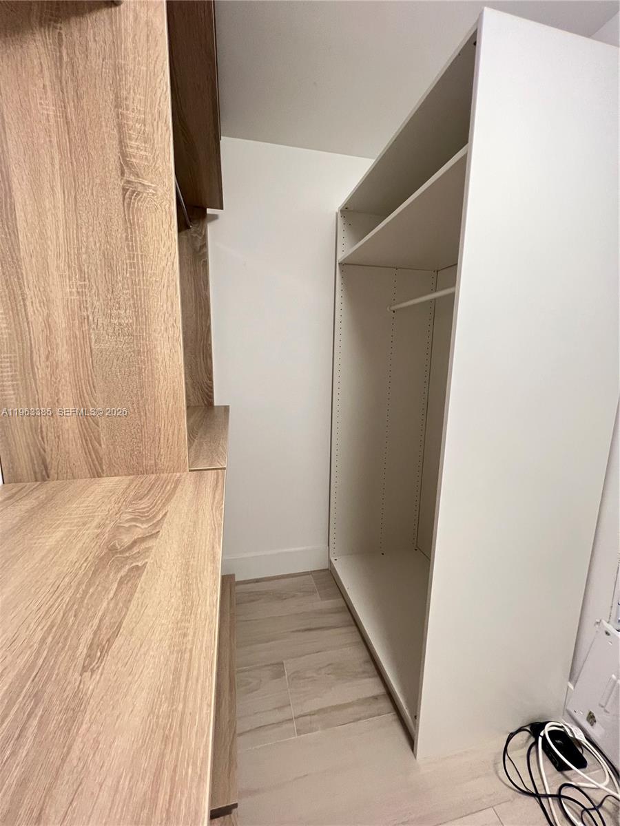 16385 Biscayne Blvd #607, North Miami Beach FL 33160