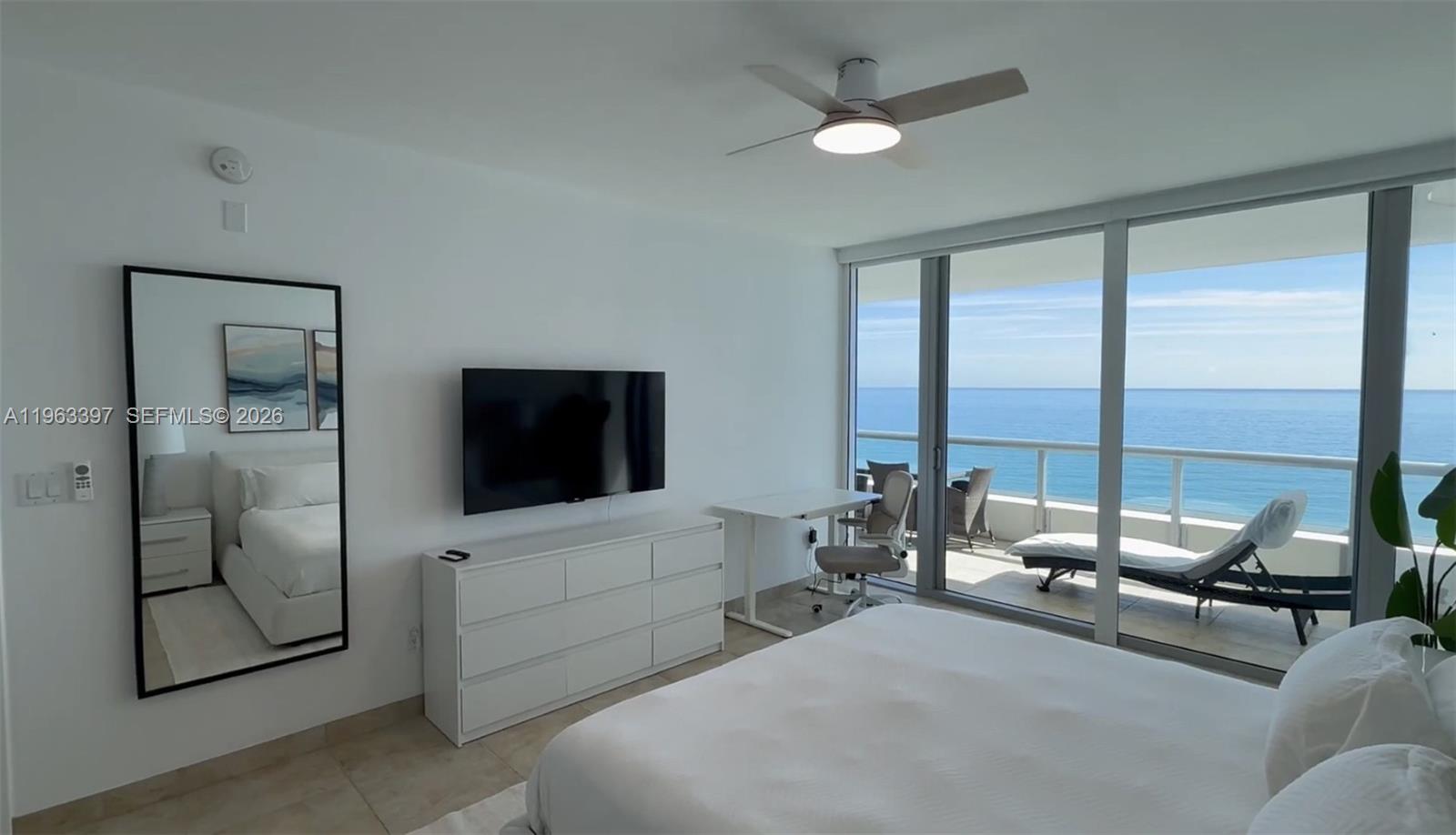 6799 Collins Ave #1604, Miami Beach FL 33141