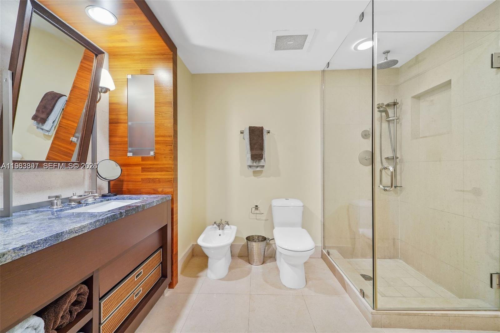 6799 Collins Ave #1604, Miami Beach FL 33141