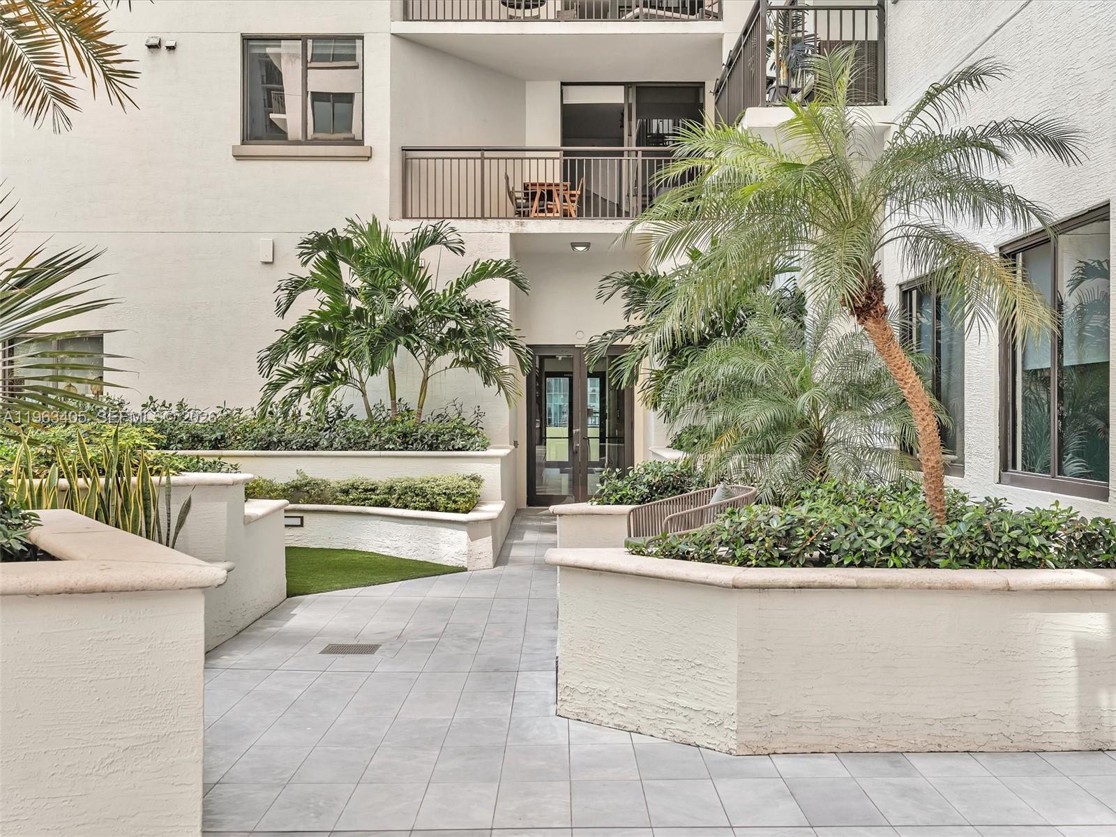 999 SW 1st Ave #1201, Miami FL 33130
