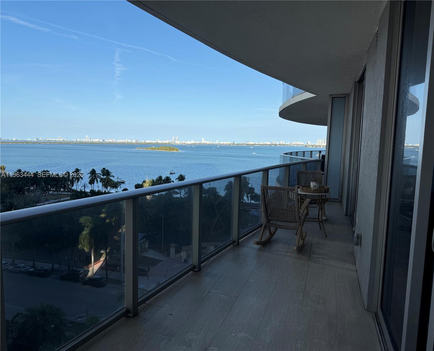 488 NE 18th St #811, Miami FL 33132