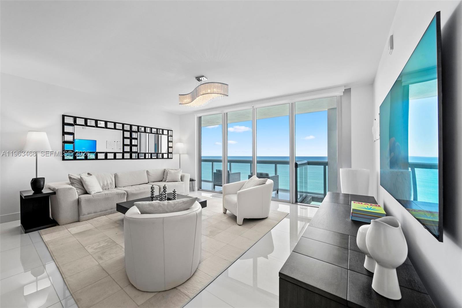 6899 Collins Ave #2207, Miami Beach FL 33141