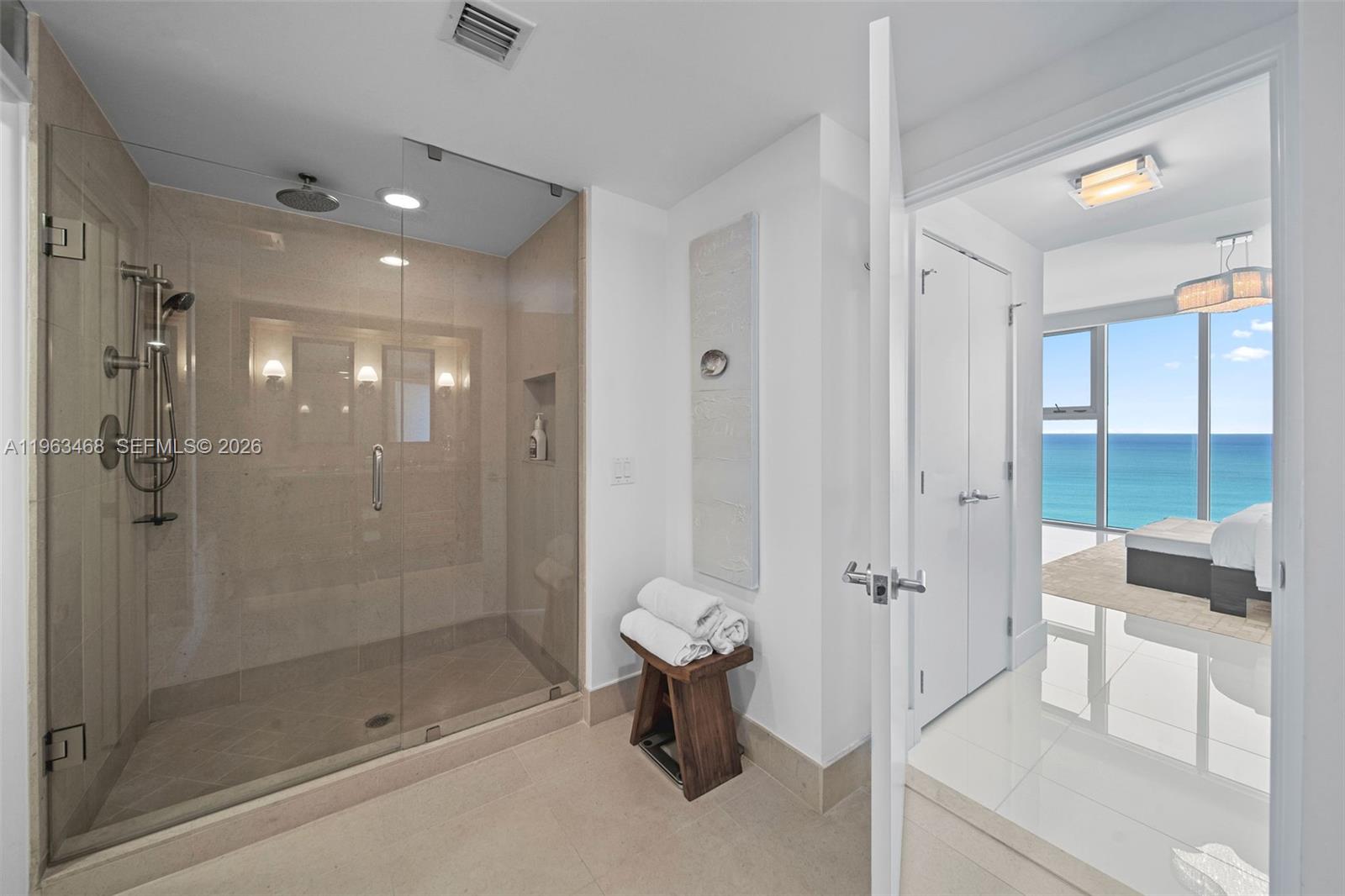 6899 Collins Ave #2207, Miami Beach FL 33141