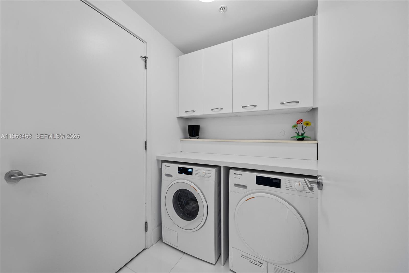 6899 Collins Ave #2207, Miami Beach FL 33141